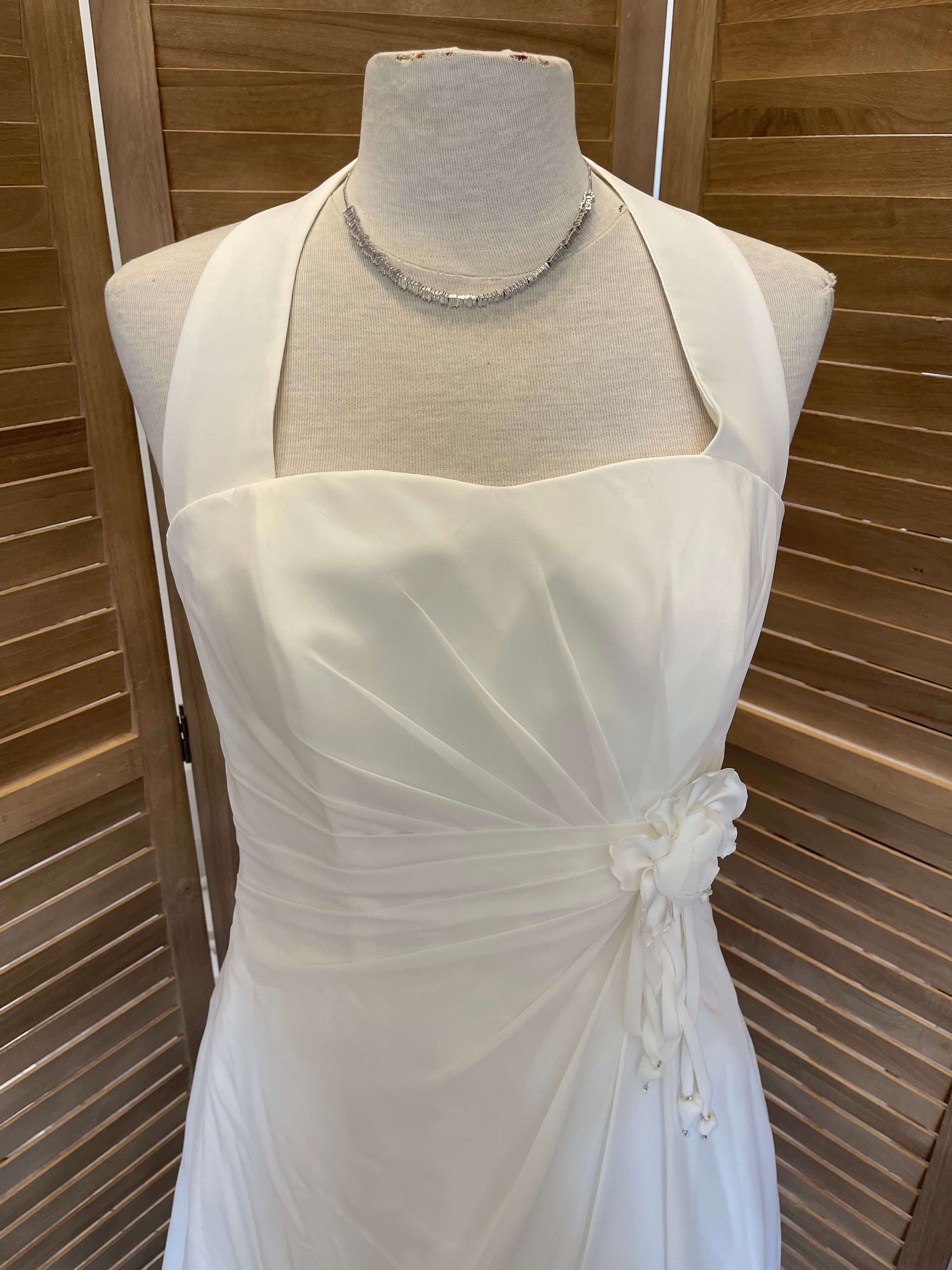 Robe Point Mariage modèle Sonora