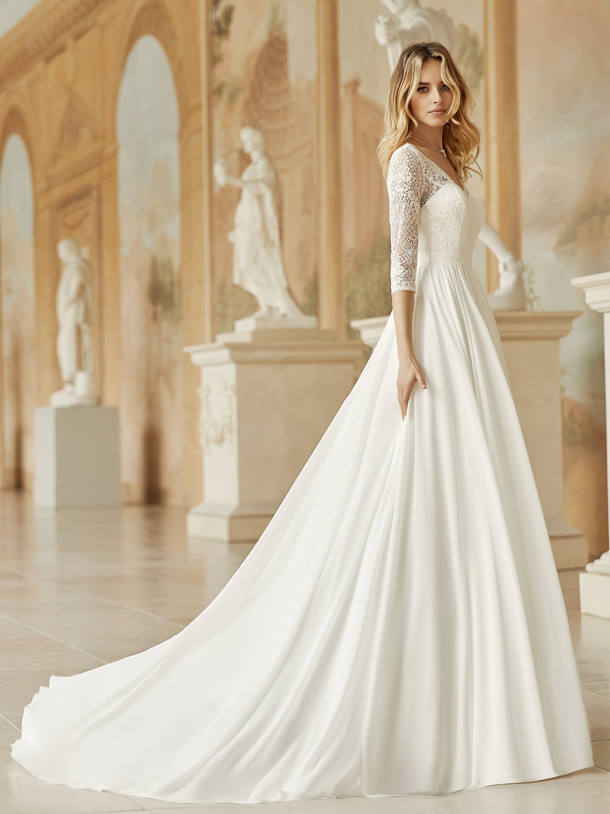 Robe de mariée Bianco Evento modèle Médusa