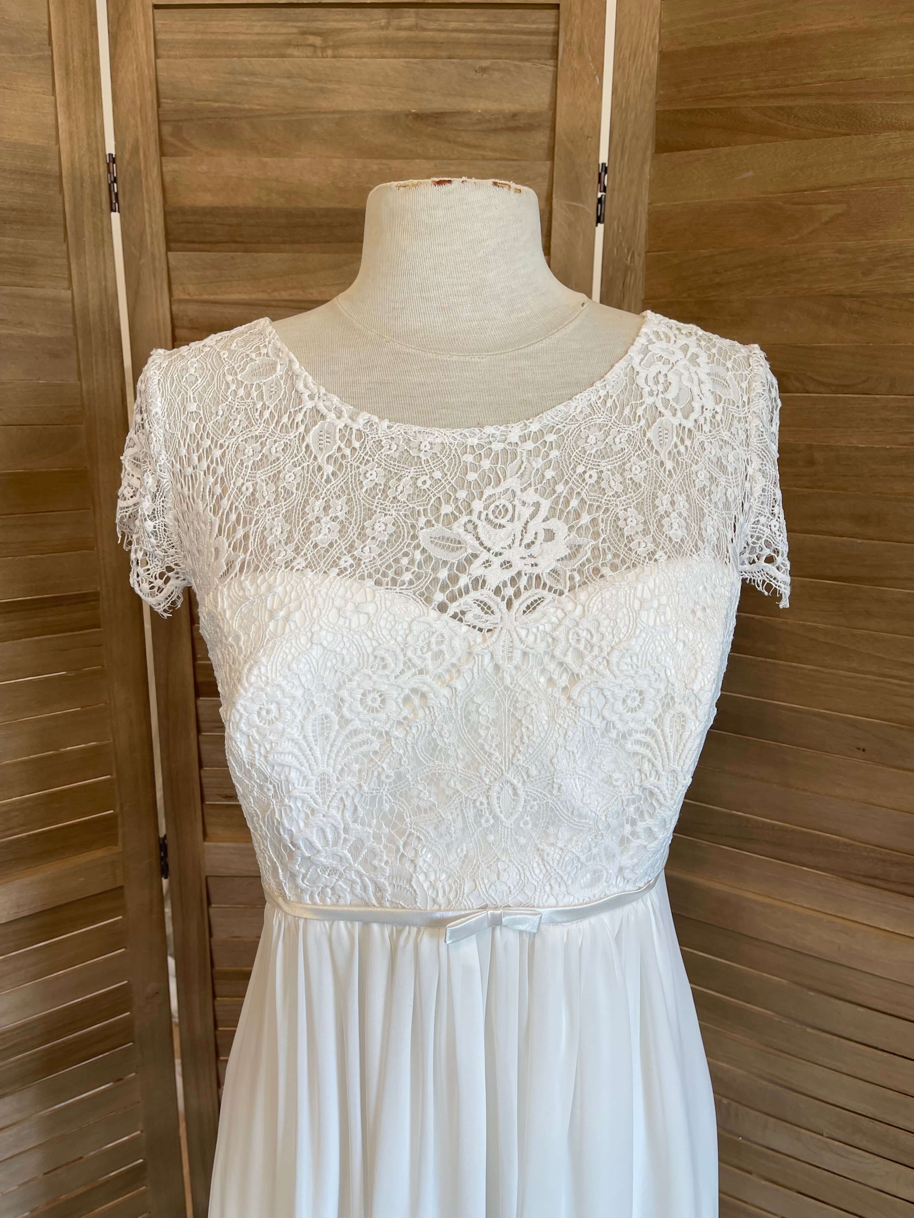 Robe de mariée Bianco Evento modèle Bernadette
