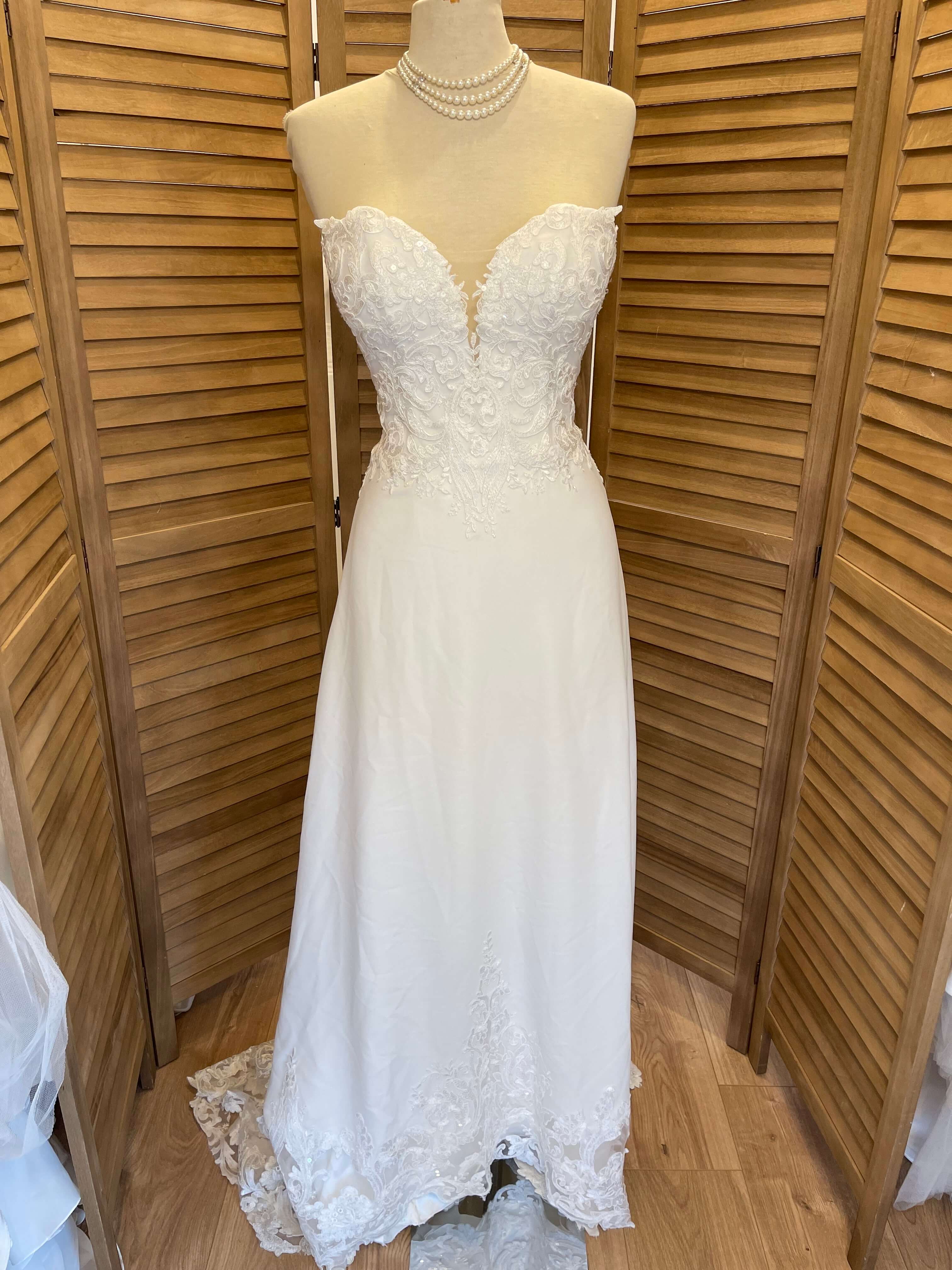 Robe de mariée Casablanca Bridal modèle Krista