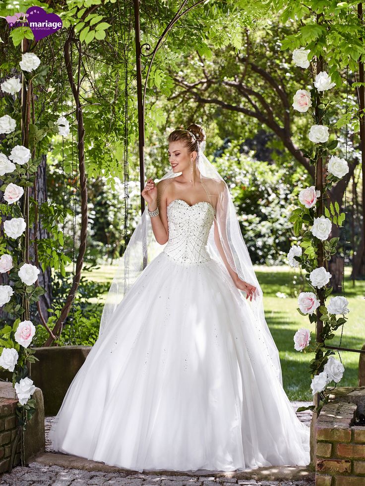 Robe de mariée Point mariage modèle Montségur