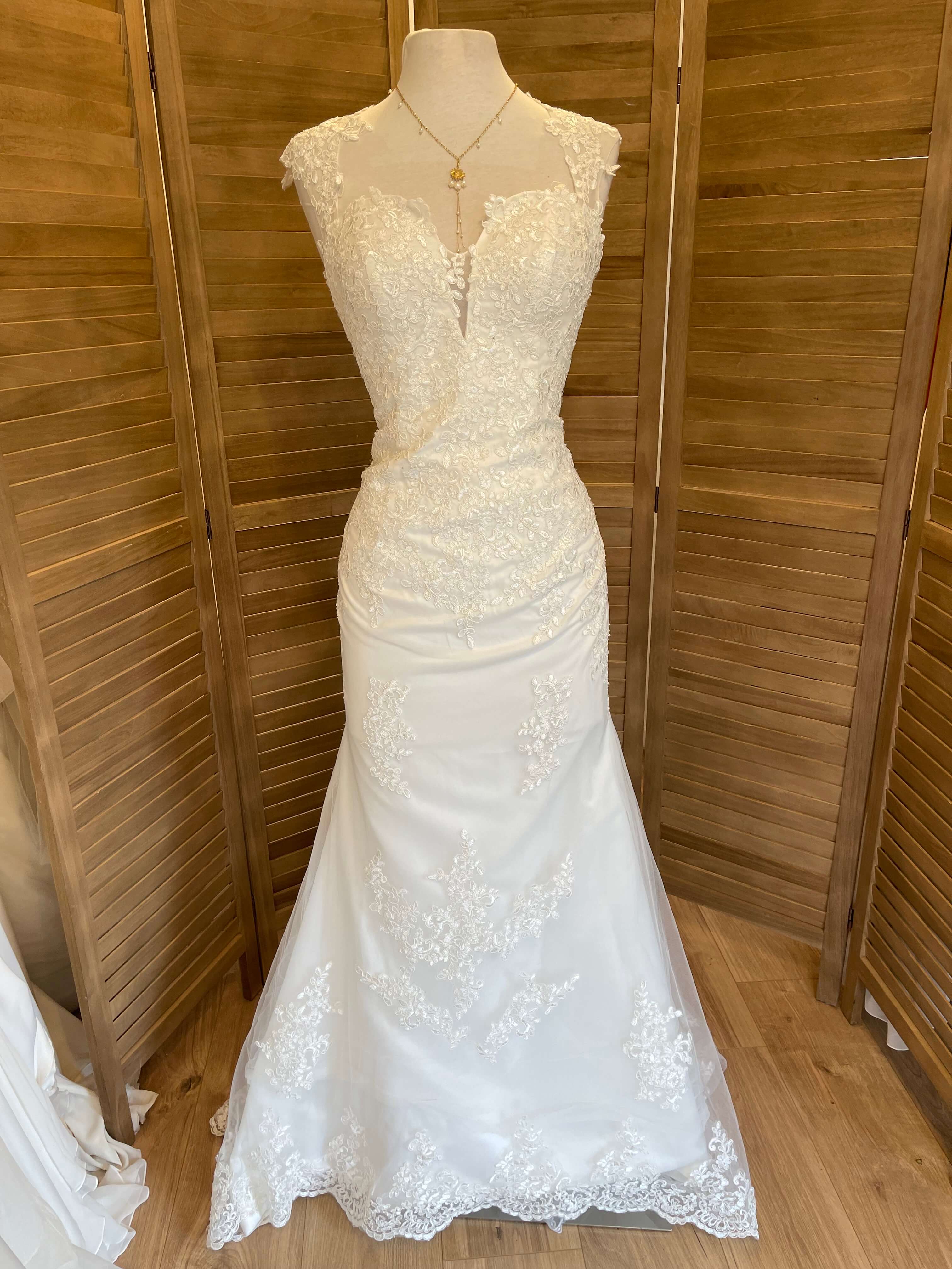 Robe de mariée fourreau