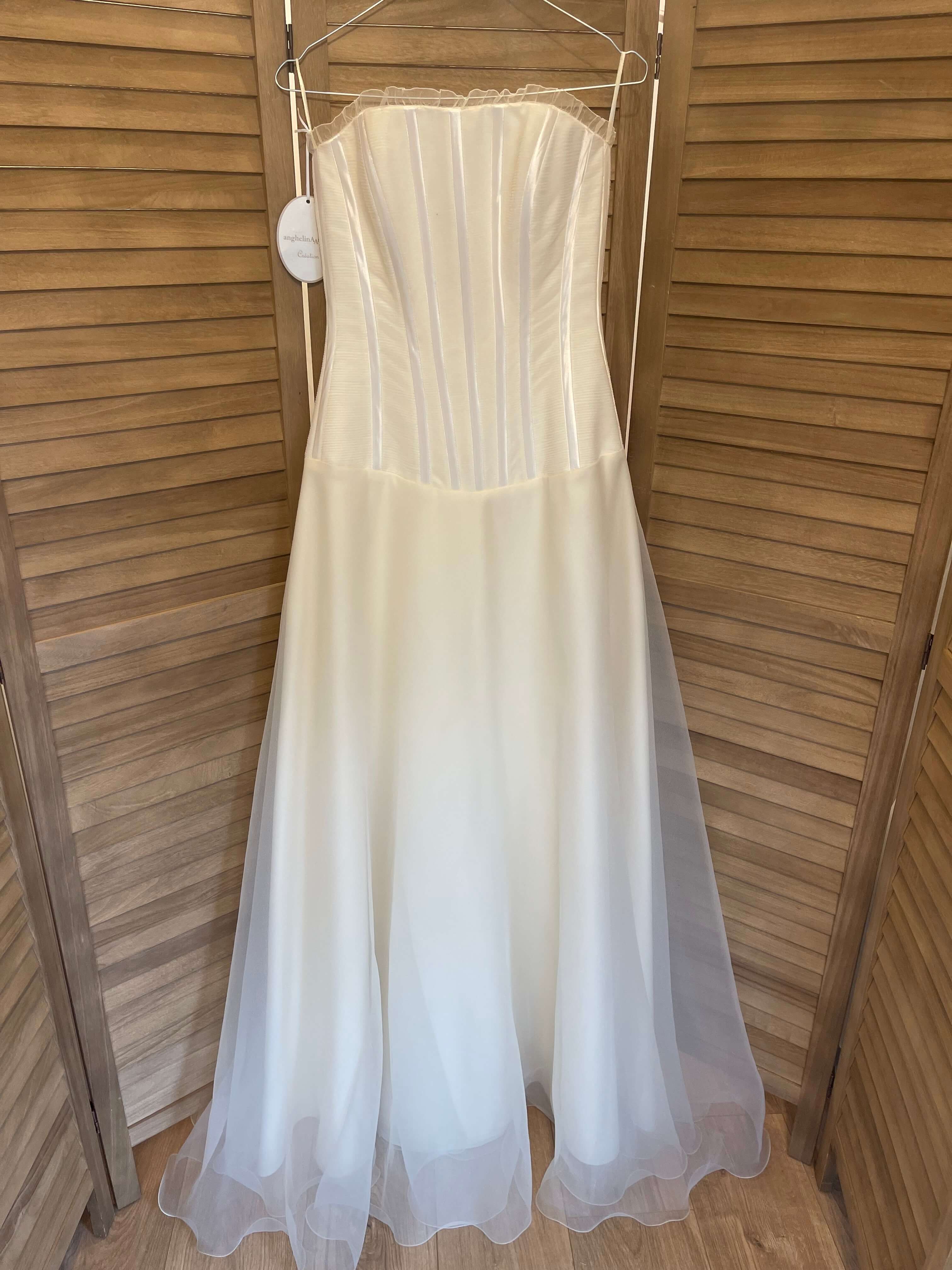 Robe de mariée Anghelina Antohi modèle Lilas