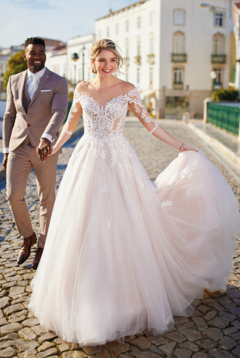 Robe de mariée Très Chic Bridal modèle 23231