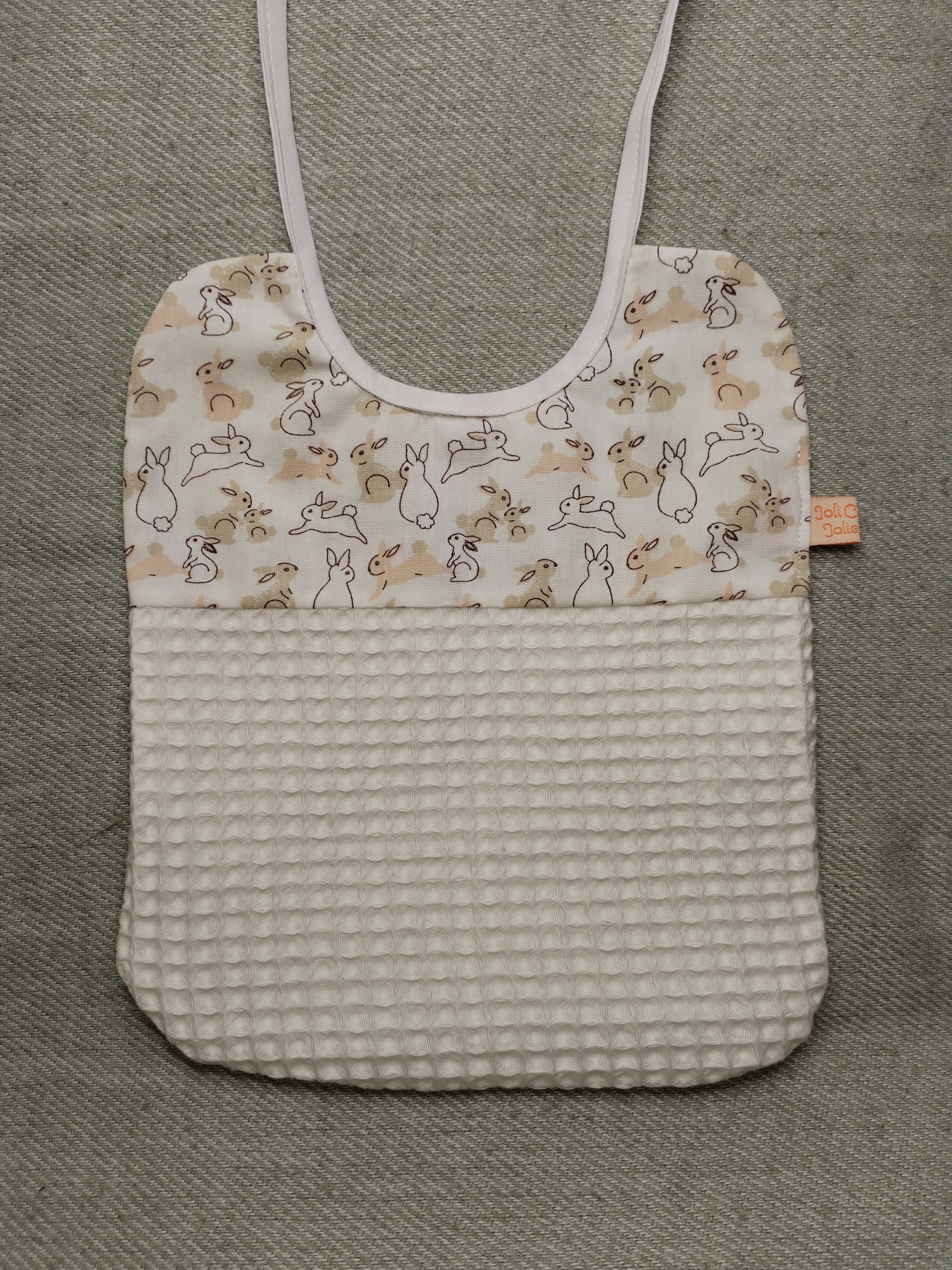 Bavoir bi-matière lapin