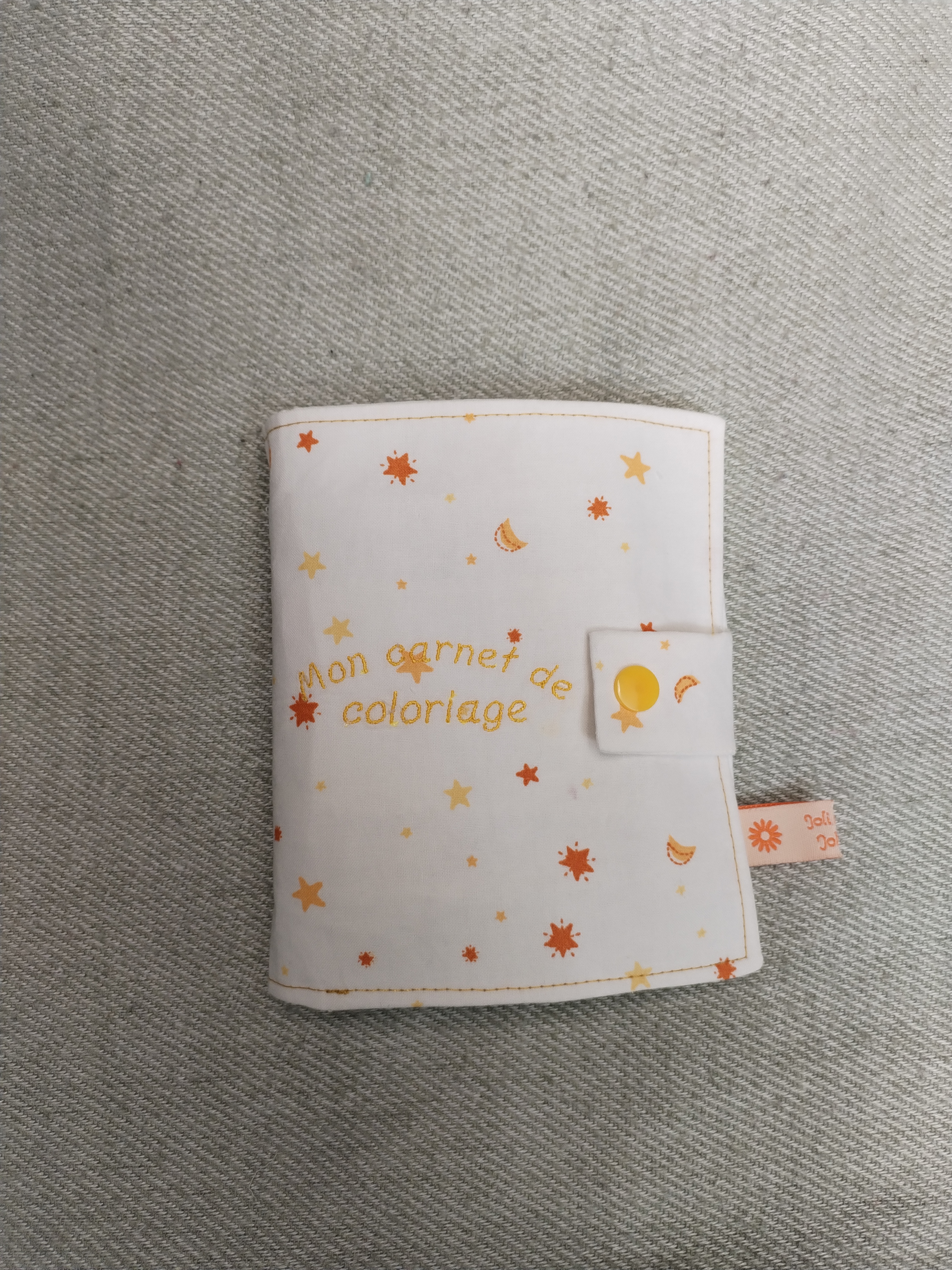 Mini livre de coloriage lavable étoilé