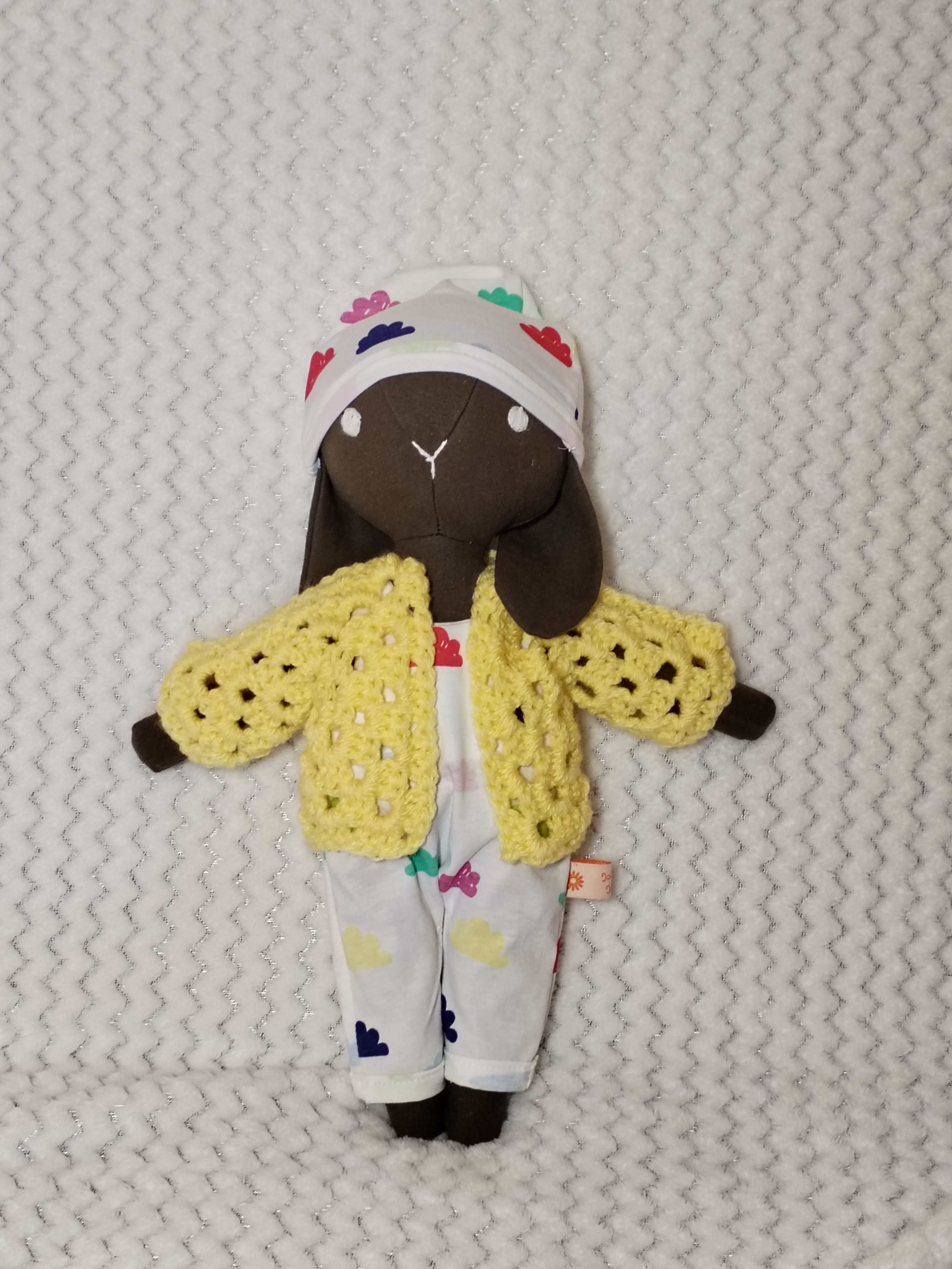 Gilet en crochet jaune pour Peluche Lapin