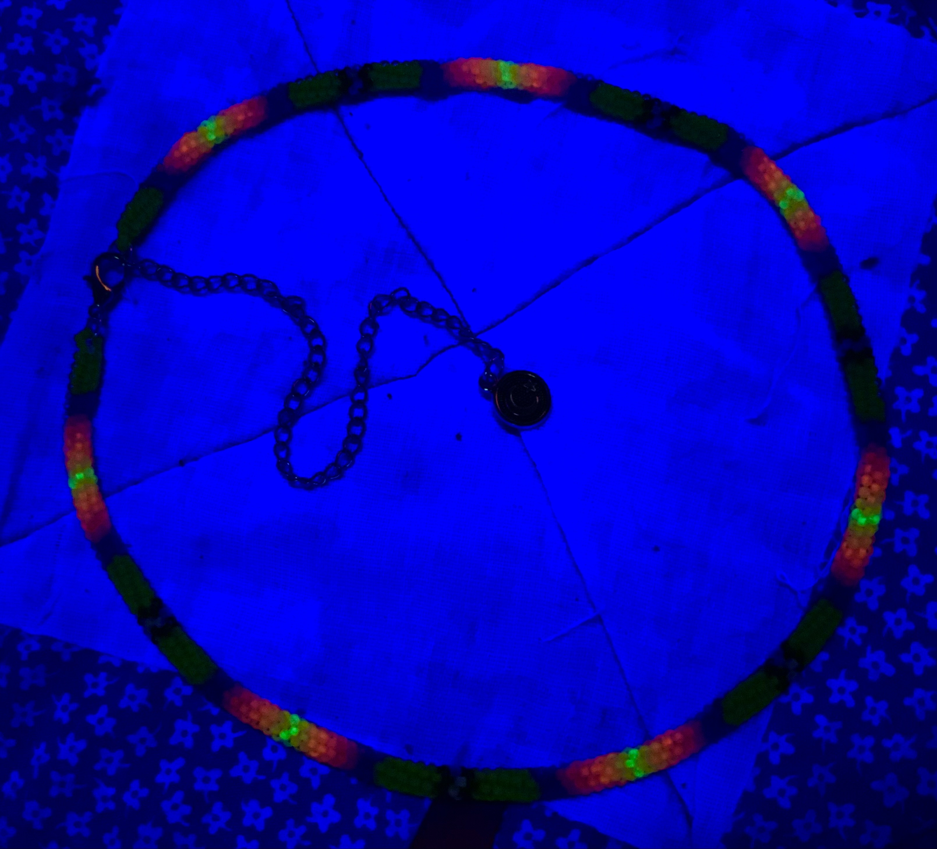 Neon green sunset beaded necklace