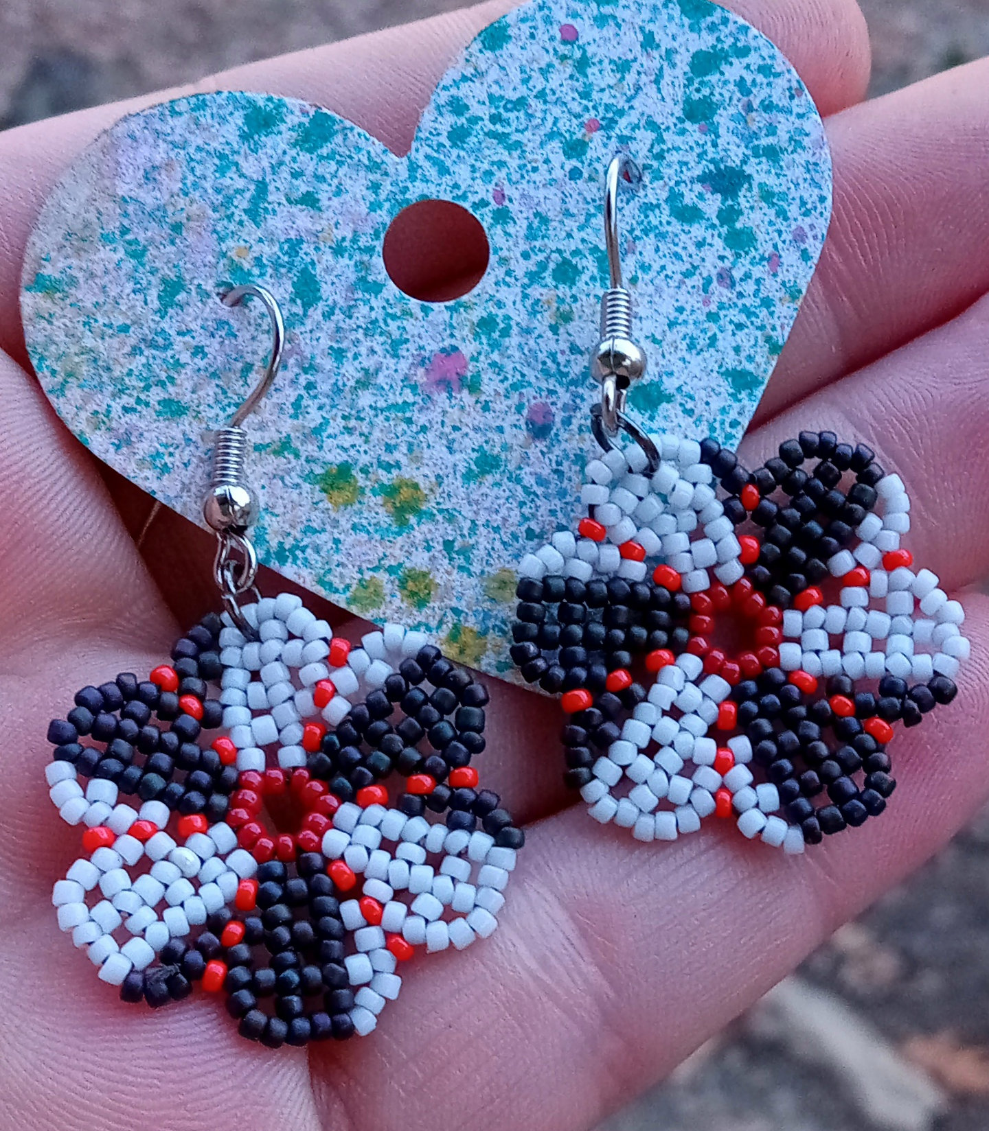 Black and white and red beaded flower earrings