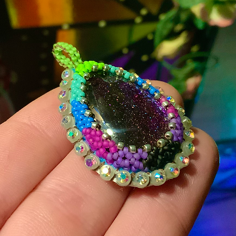 Cool hues beaded pendant