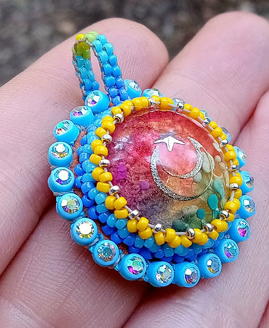 Cresent moon rainbow blopland