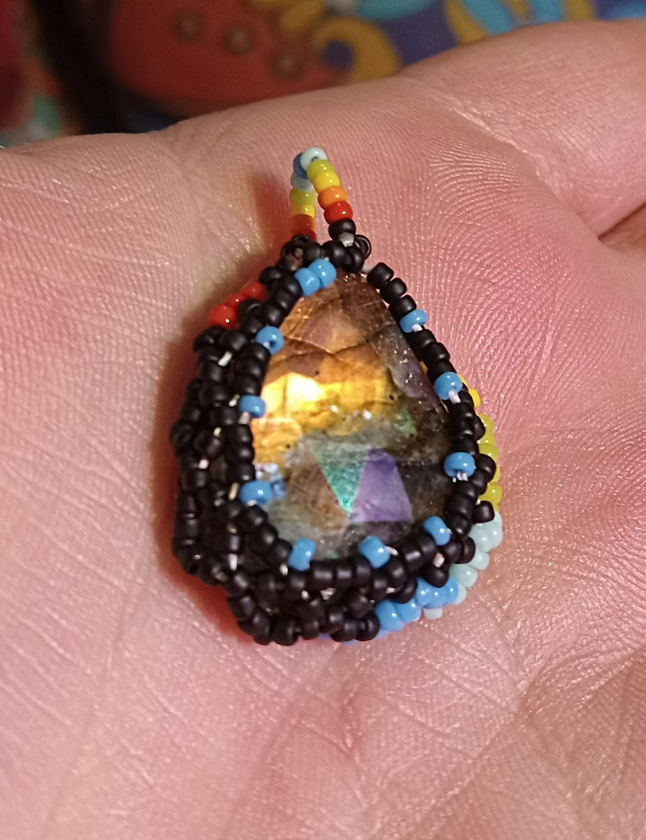 Labradorite beaded pendant