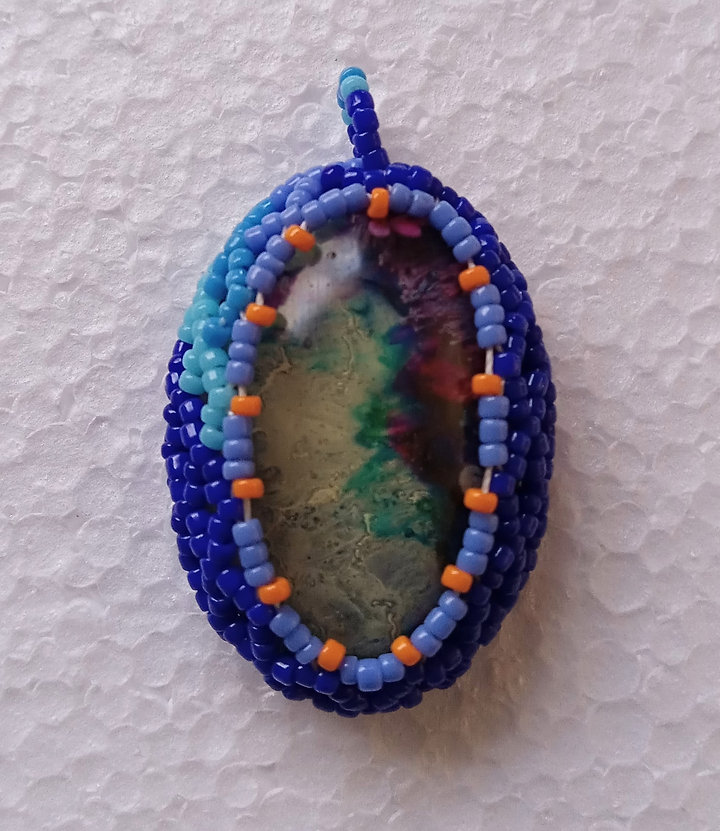 Blorange beaded pendant
