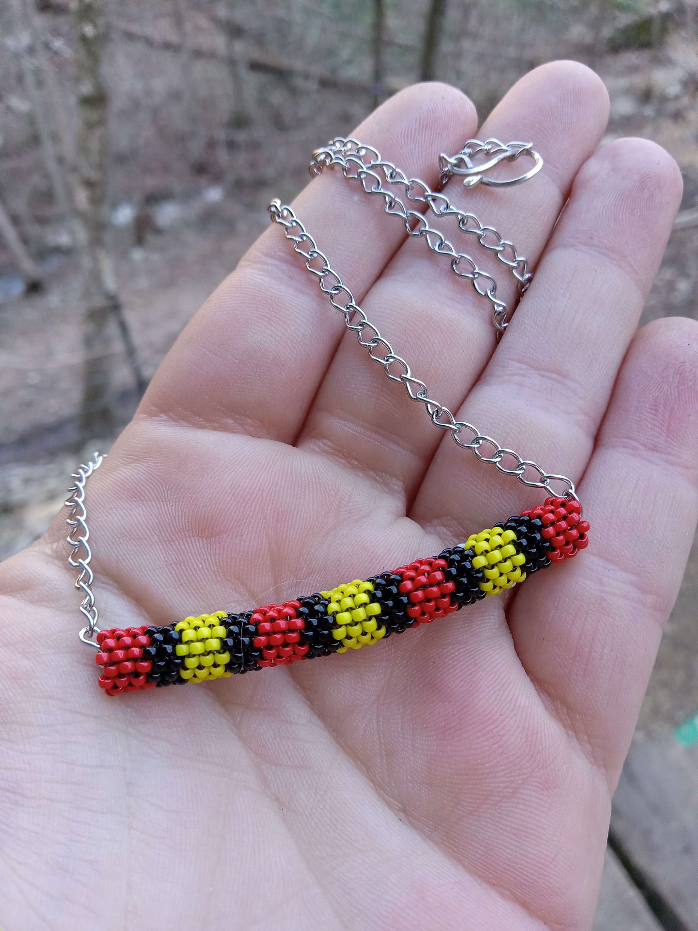 Seed Roll Coral snek peyote stitched necklace