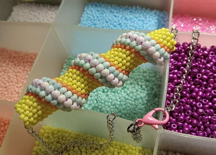 Pastel baby cactus twist peyote stitch necklace