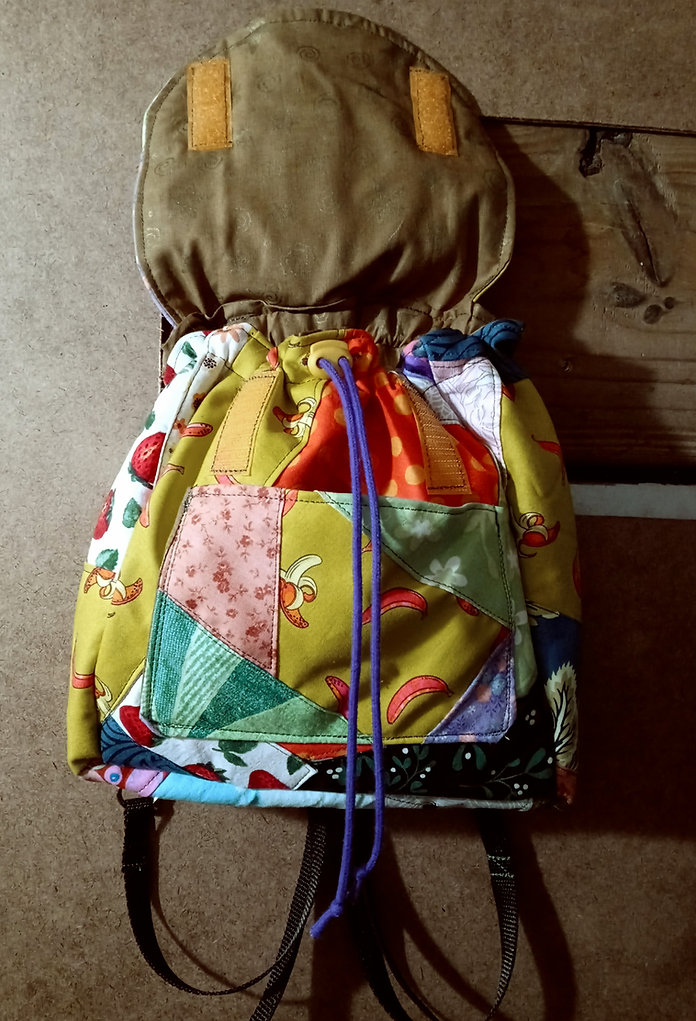 Patchwork banana mini backpack 