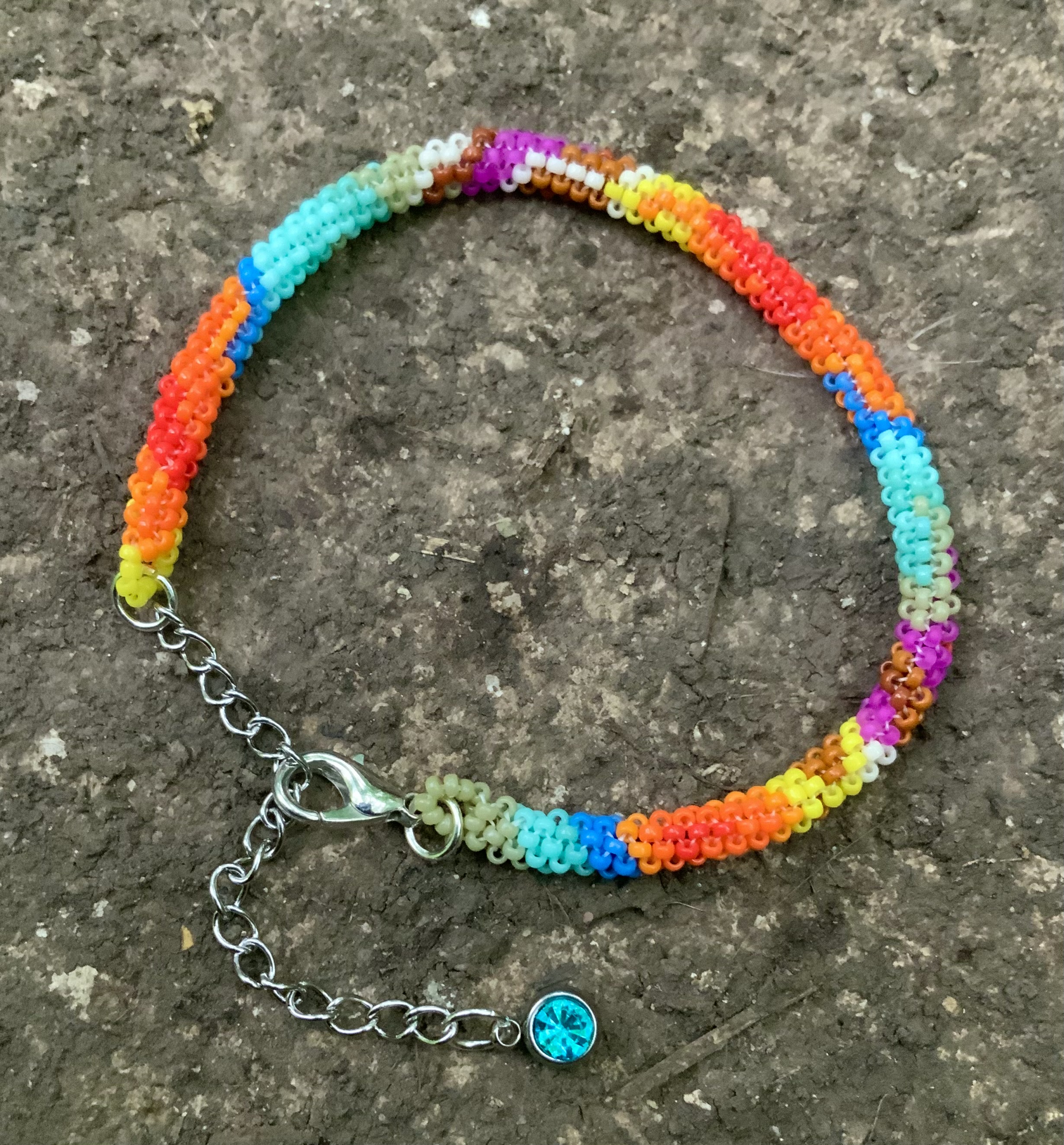 Multicolored beaded bracelet
