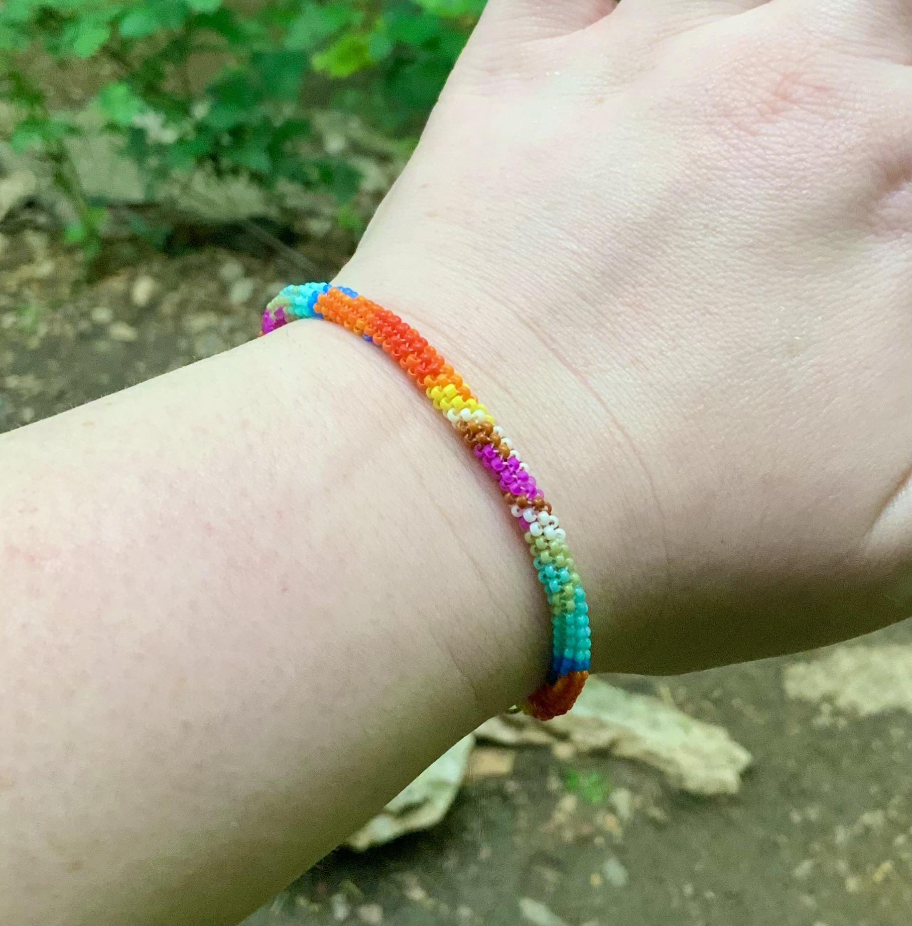 Multicolored beaded bracelet