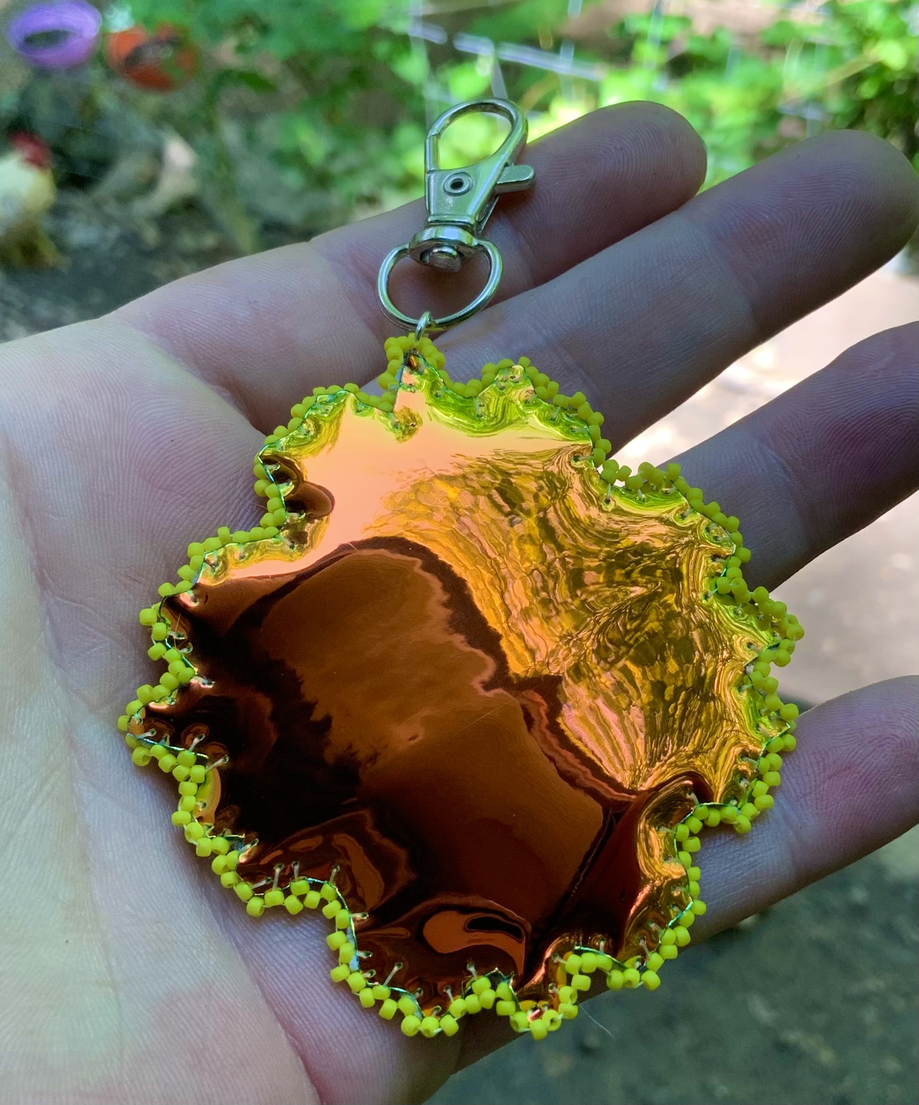 Hybrid sun keychain