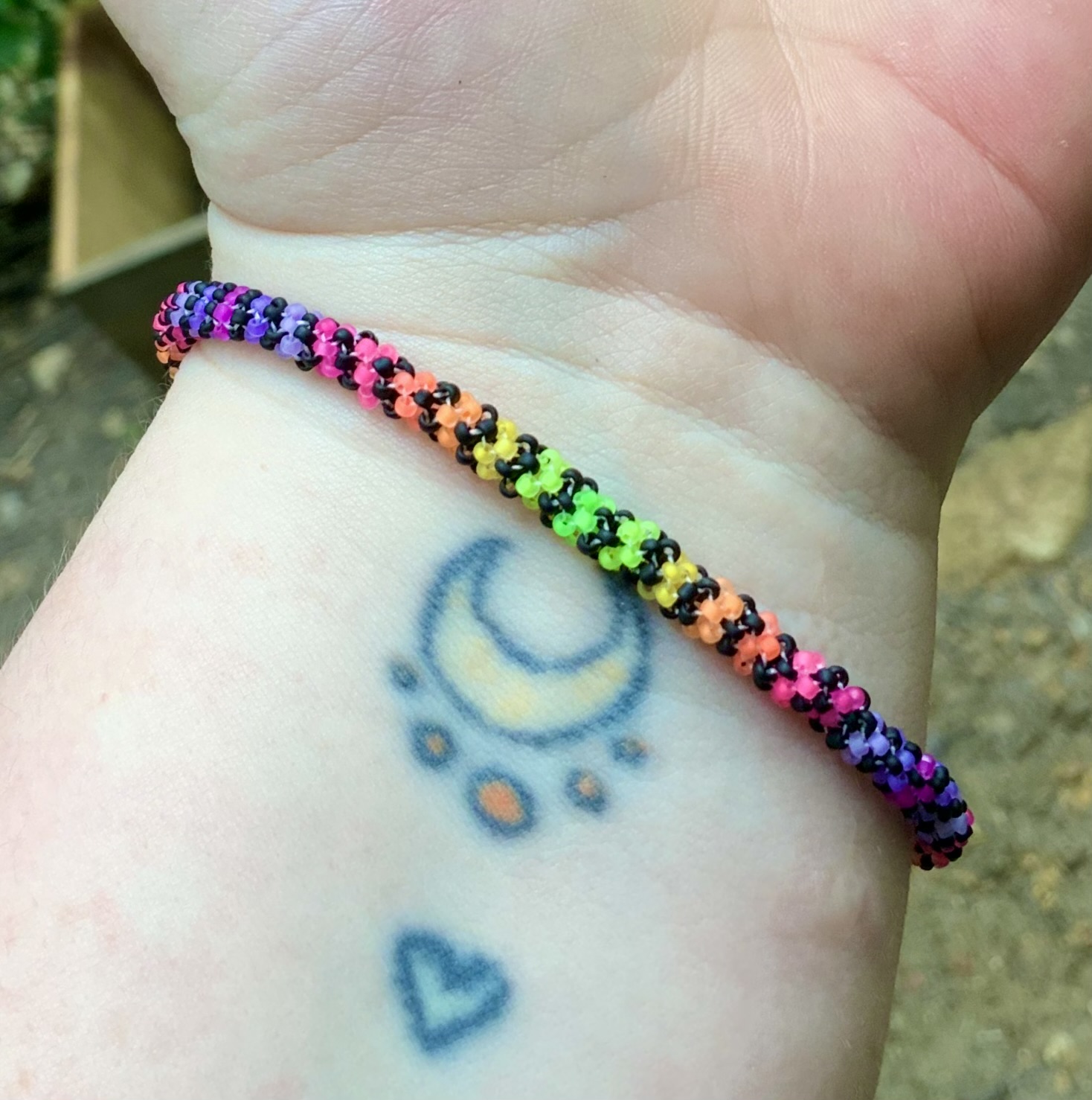 Vaporwave stripe beaded bracelet 