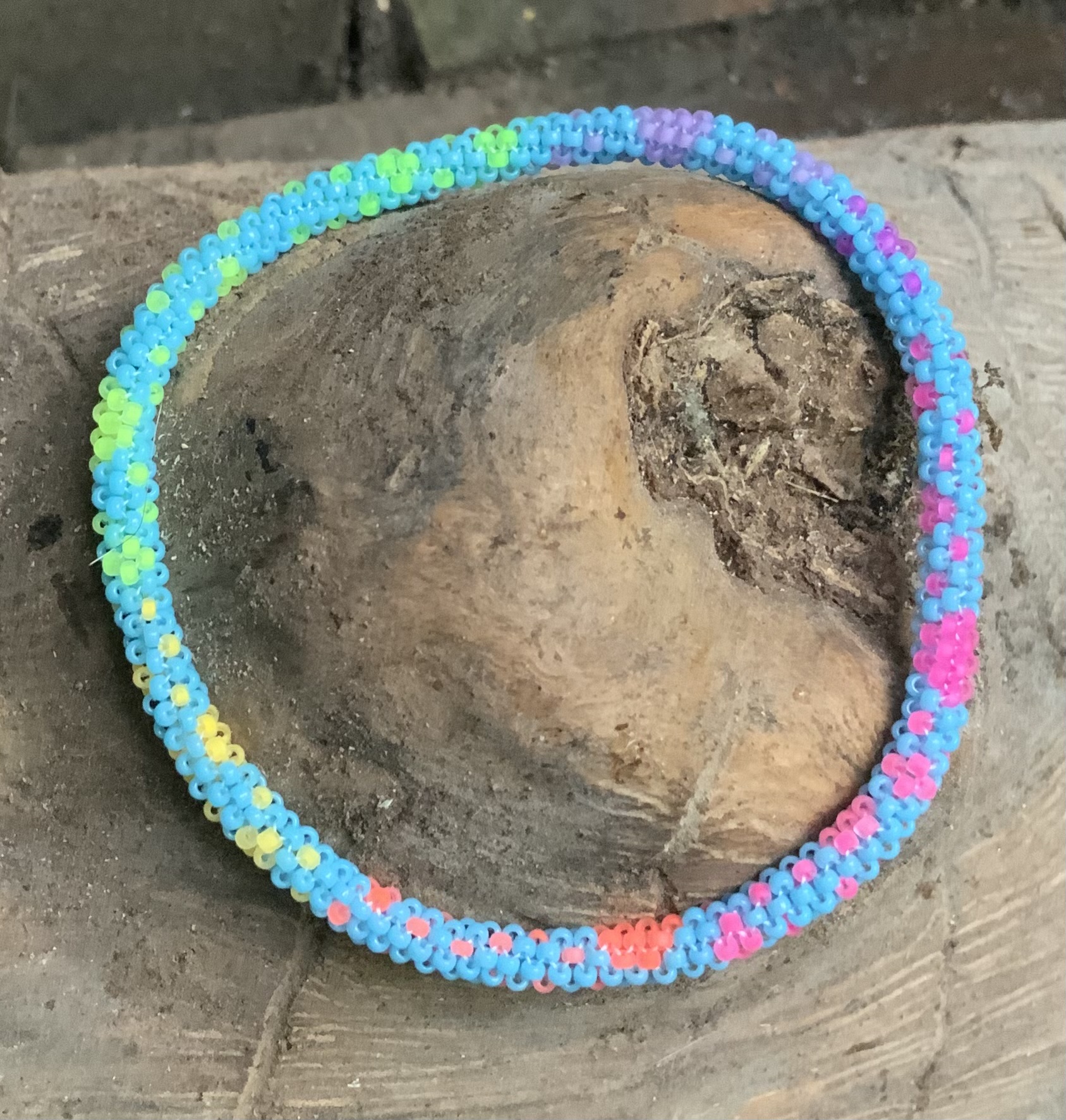 Blue skys, smiling at me beaded bracelet