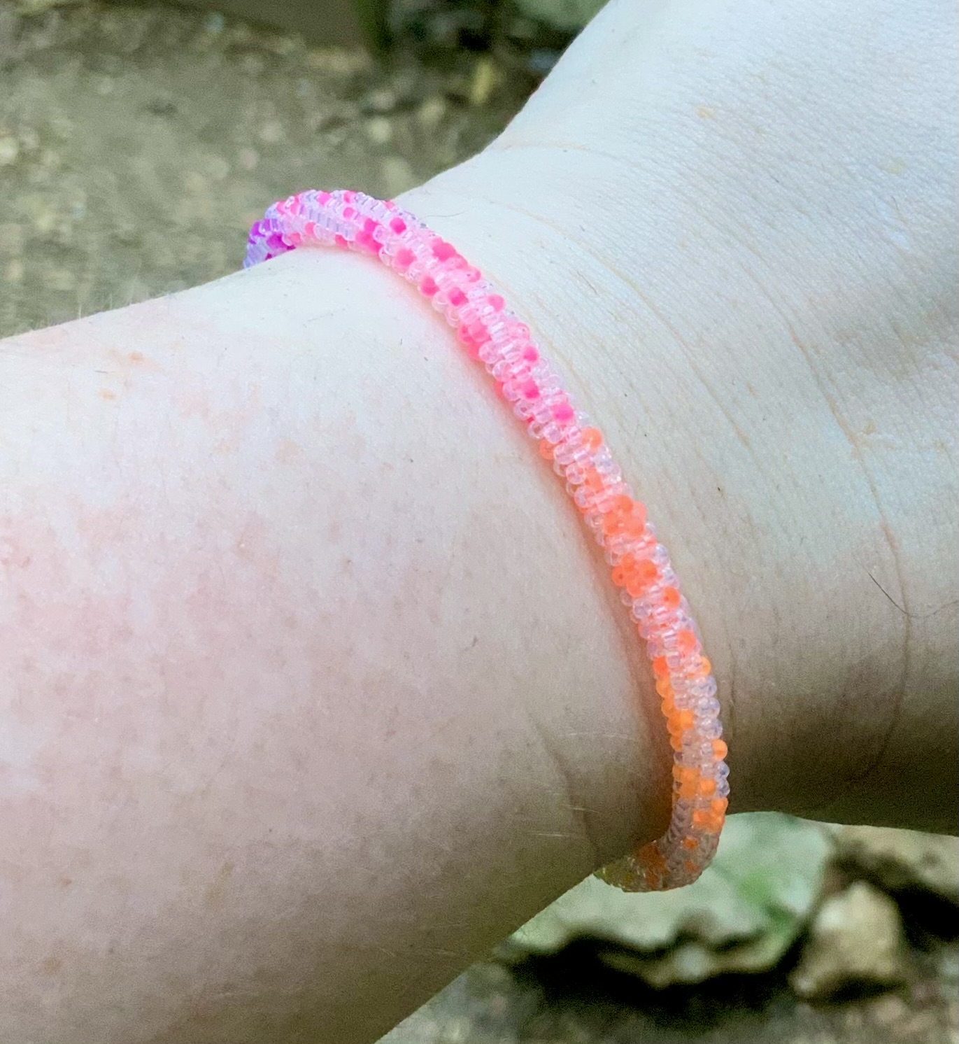 Clear rainbow ombré mist beaded bracelet