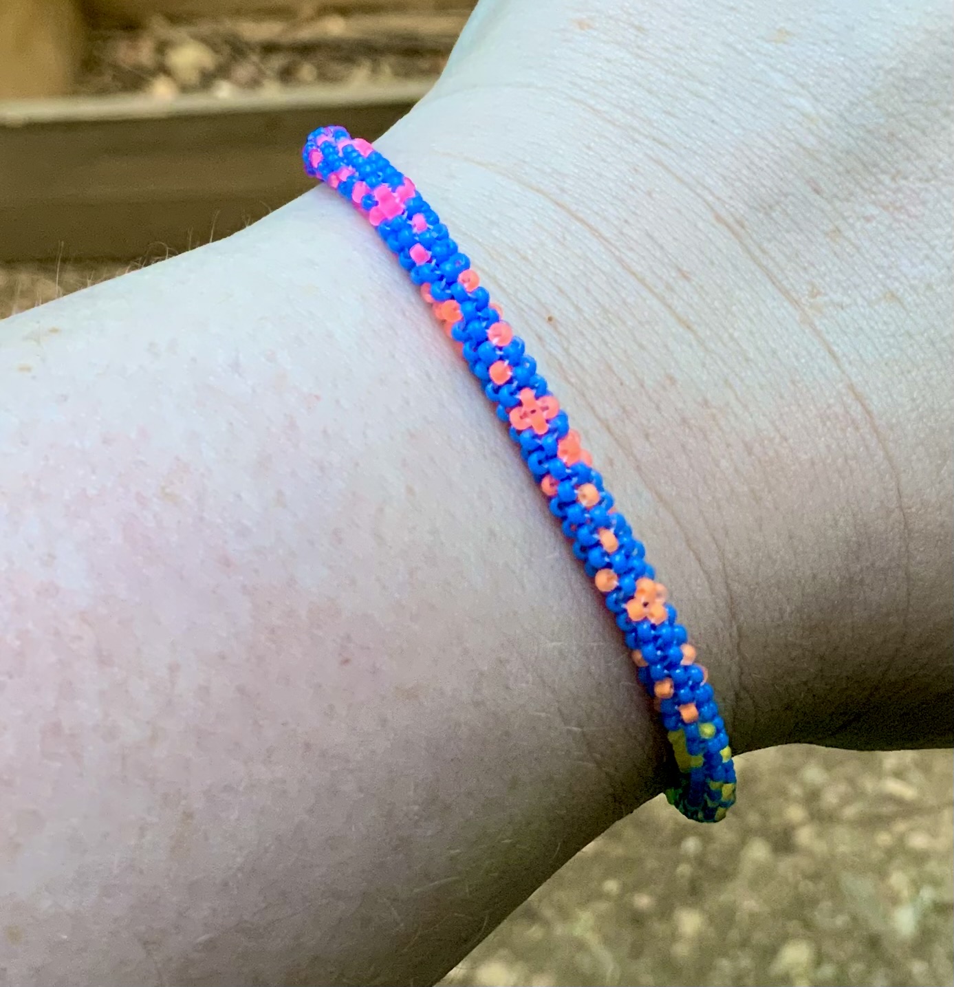 Blue rainbow ombré beaded bracelet