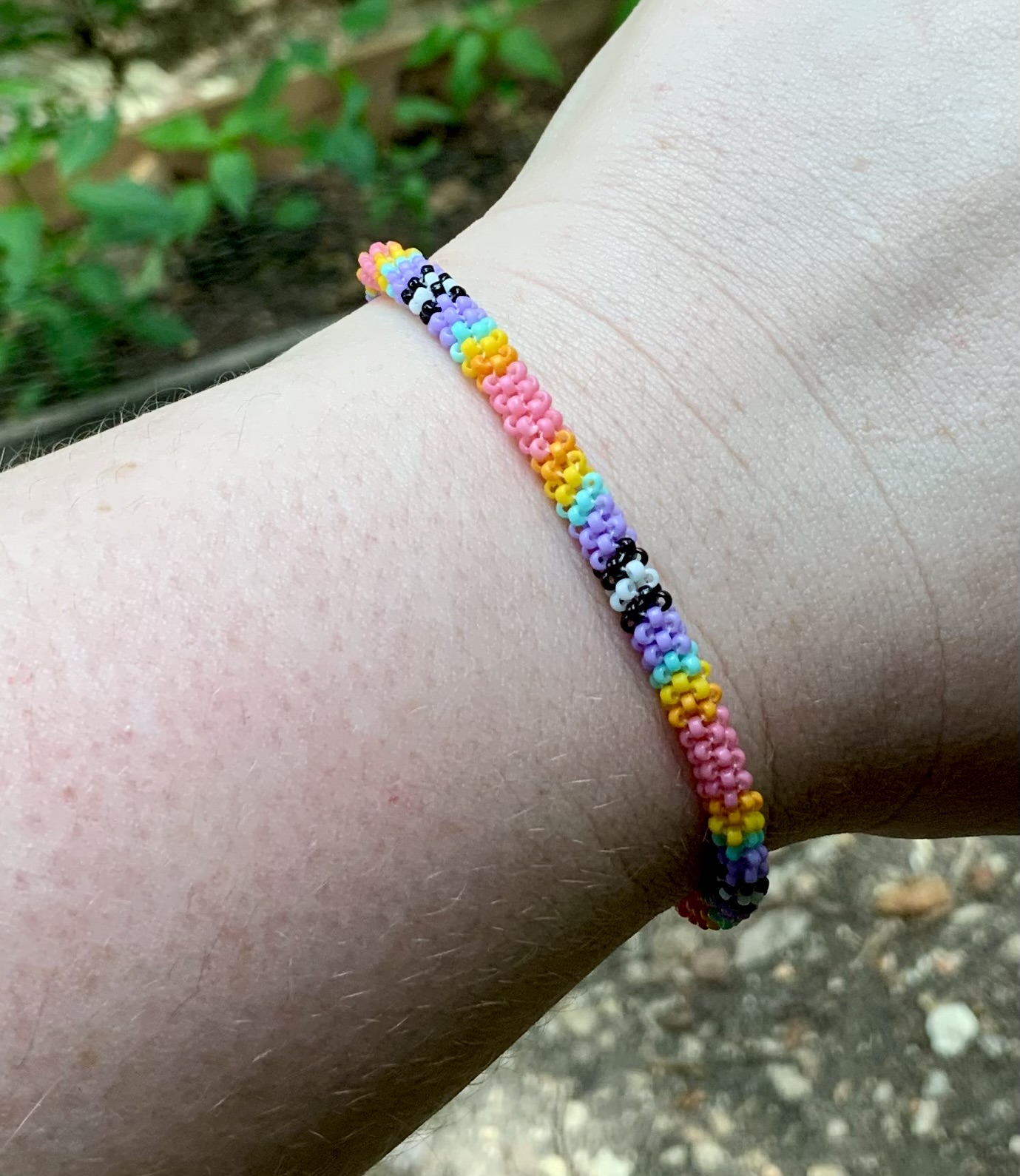 Bubblegum rainbow beaded bracelet