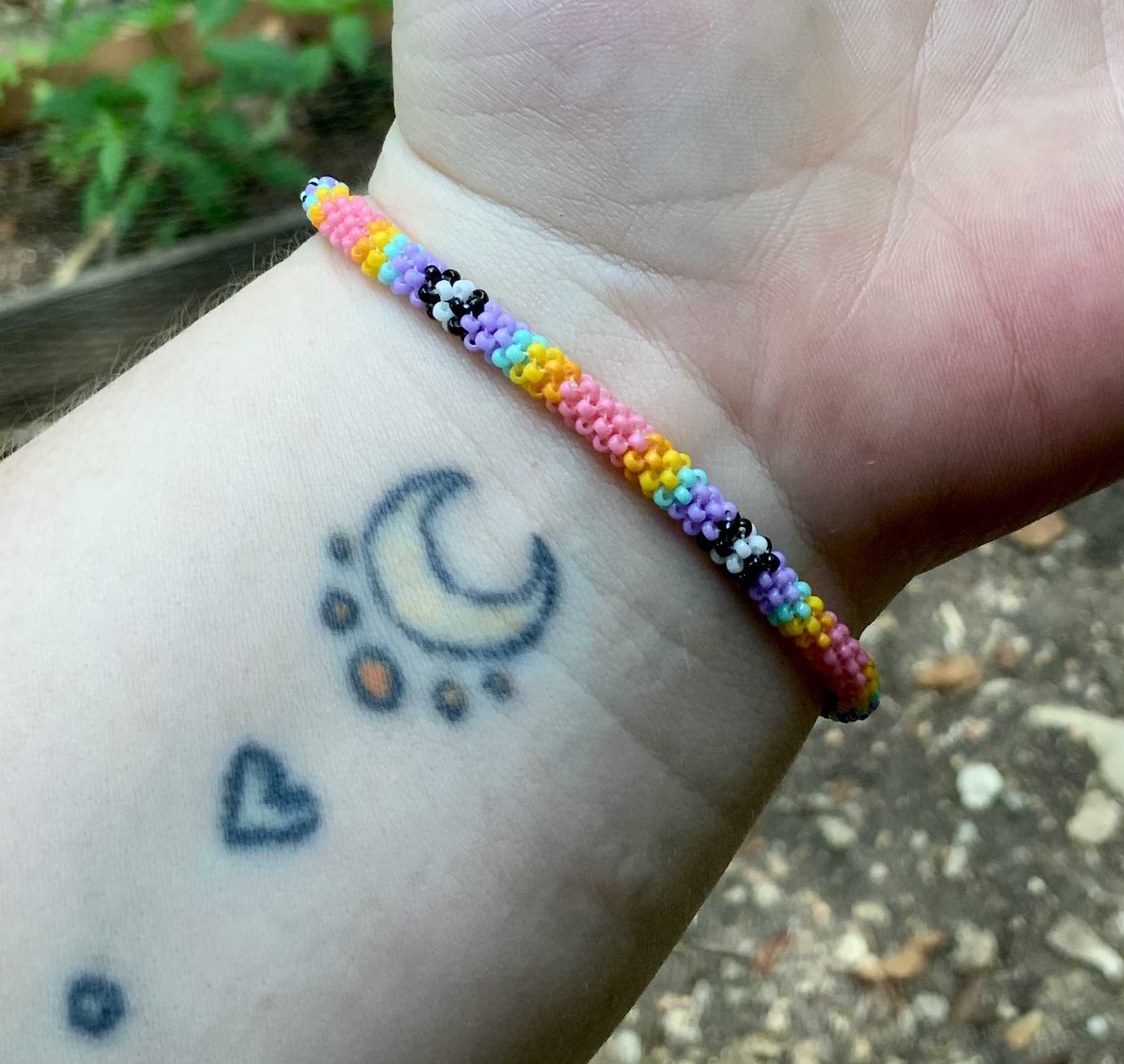 Bubblegum rainbow beaded bracelet