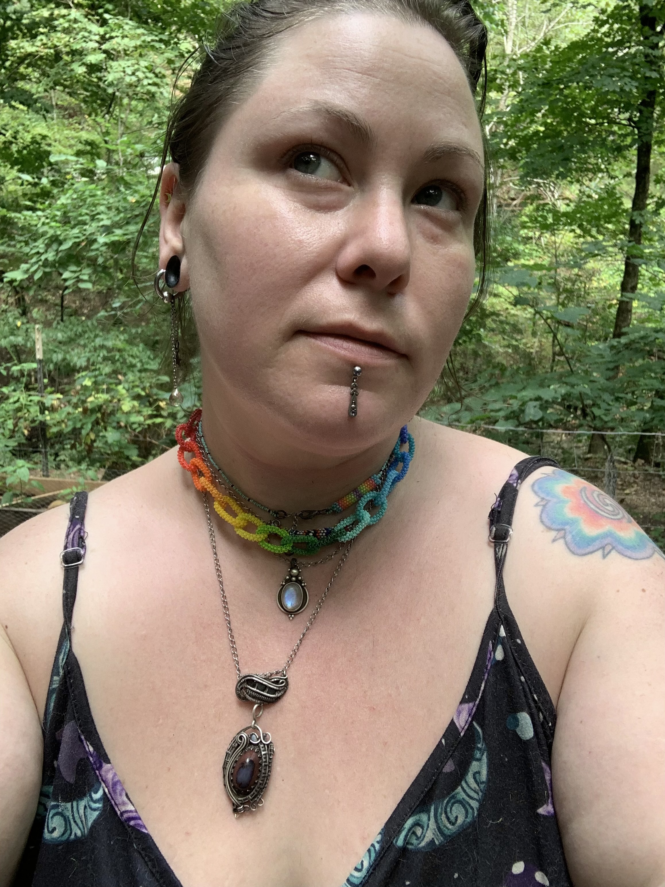 Rainbow gourd stitched chain link necklace