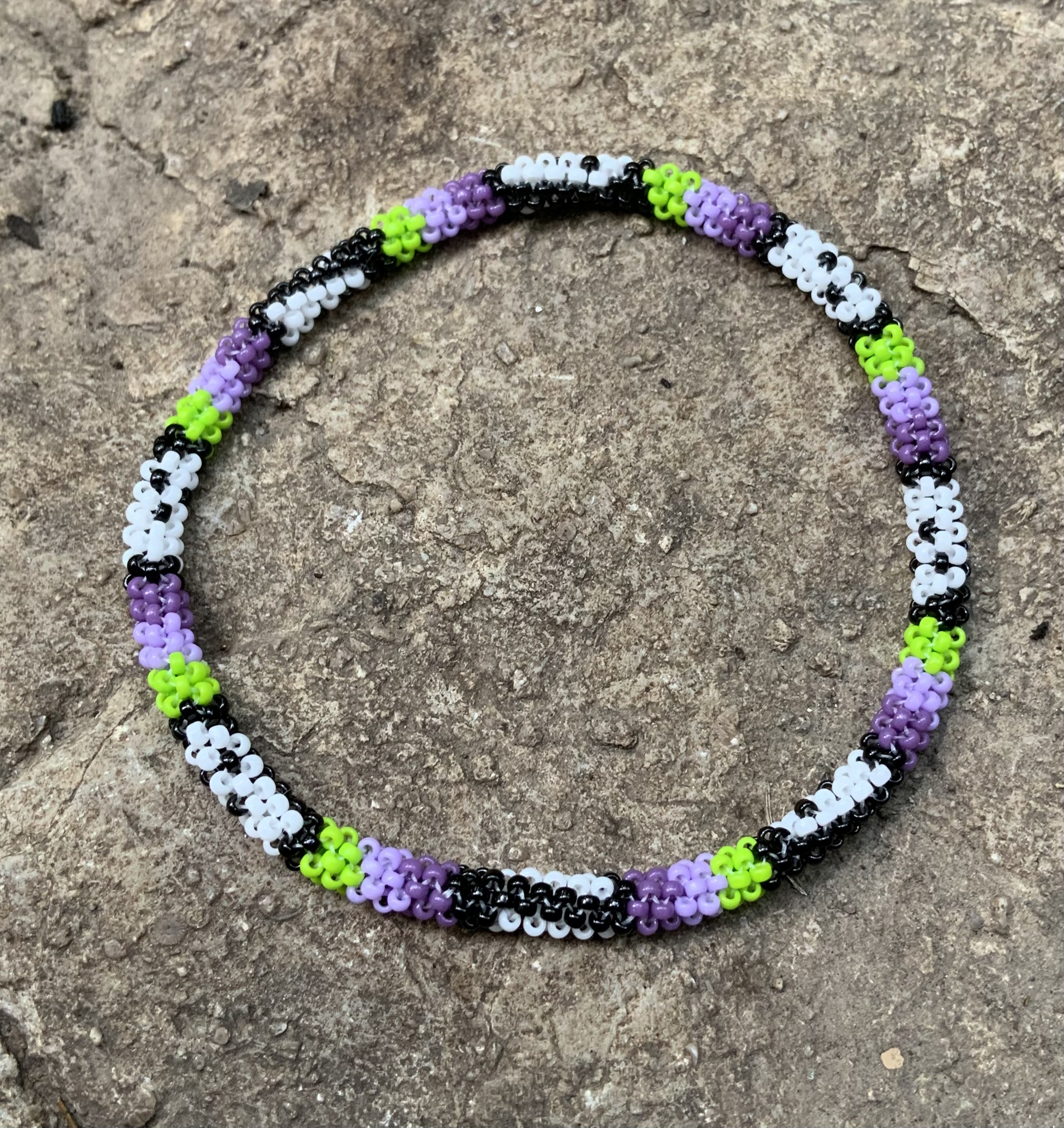 Halloween ghosts beaded bracelet