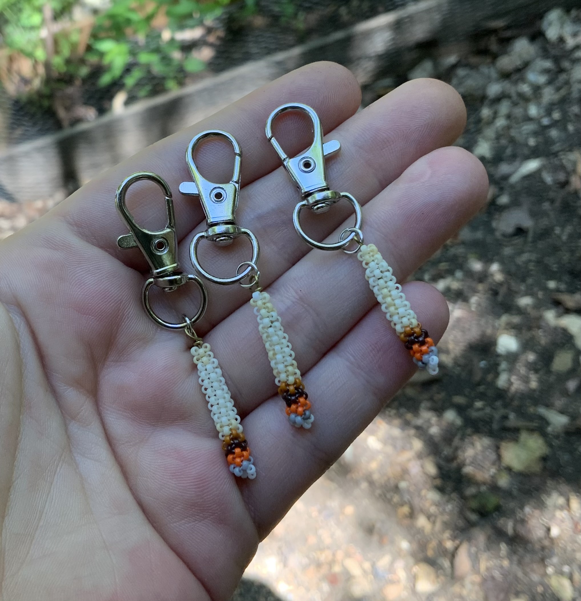 Beaded roach  keychain 