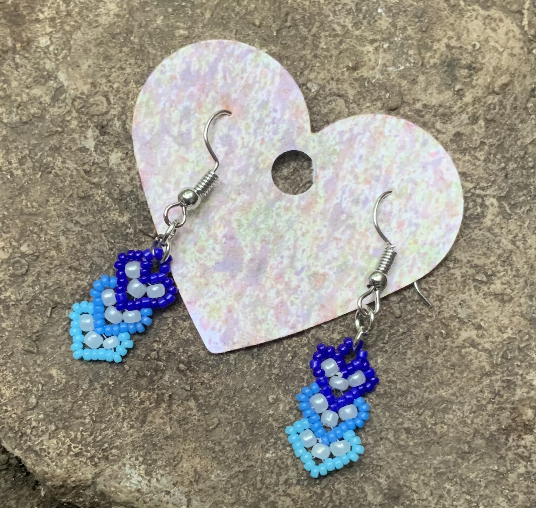 Blue ombré beaded heart earrings