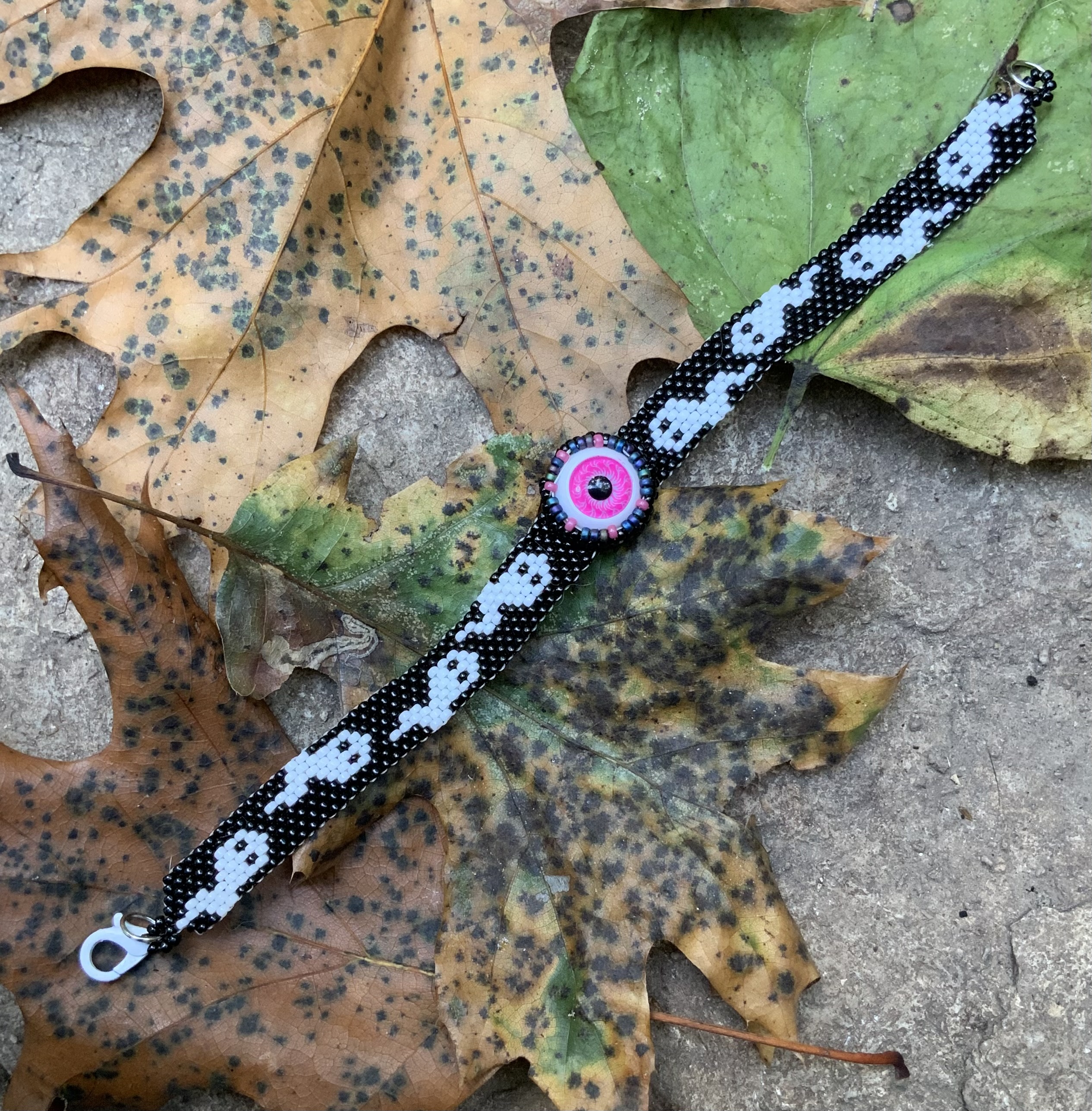 Eyeball ghosts beaded bracelet