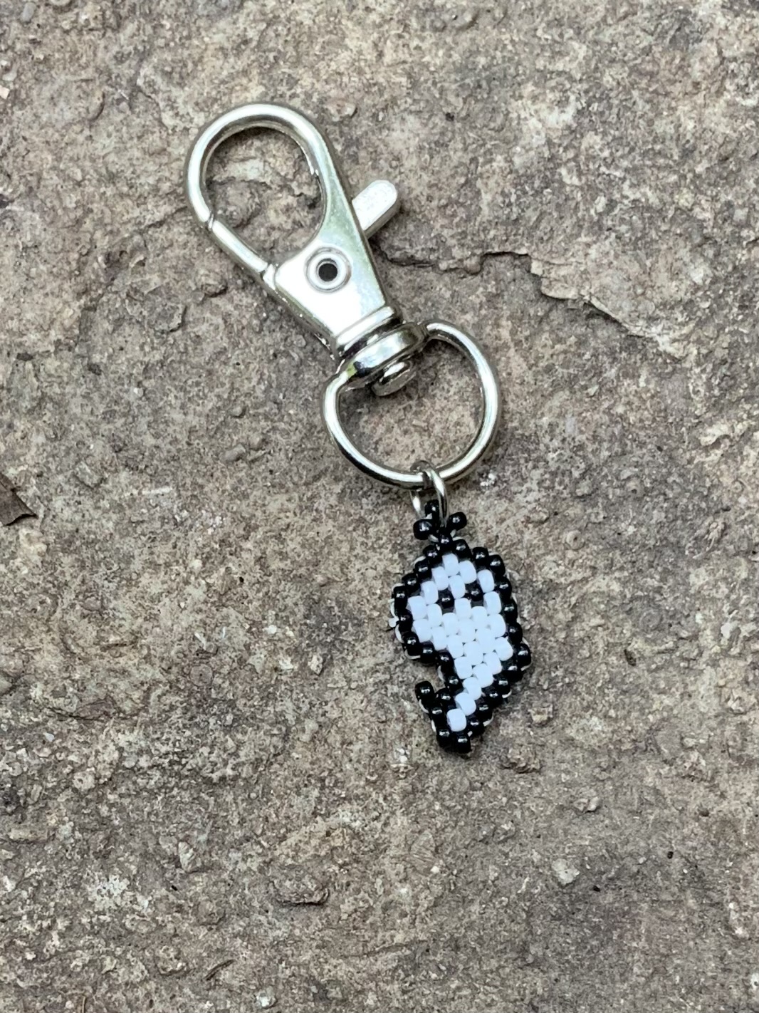 Tiny beaded ghost 2