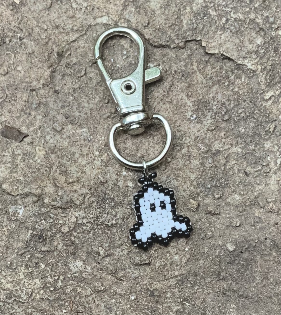 Tiny beaded ghost charm 4