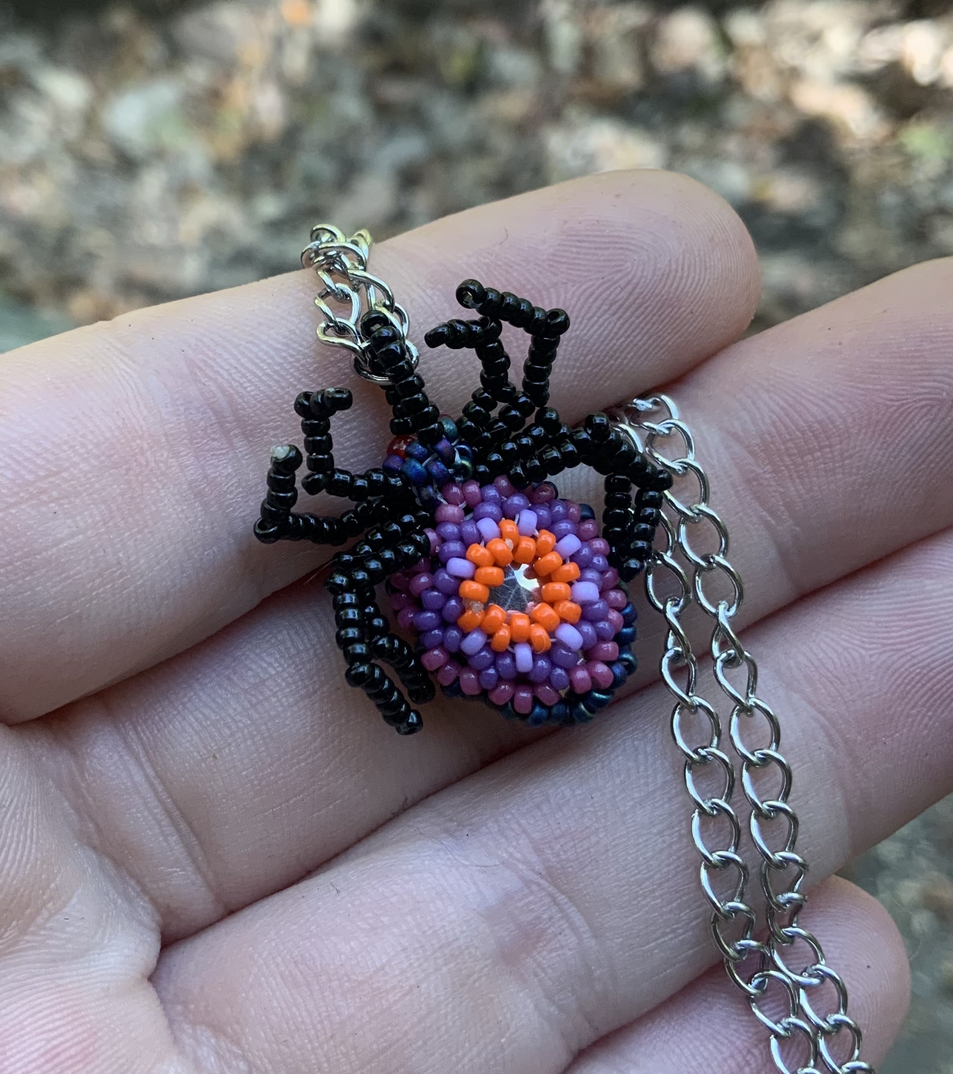 Little spider spood beaded pendant