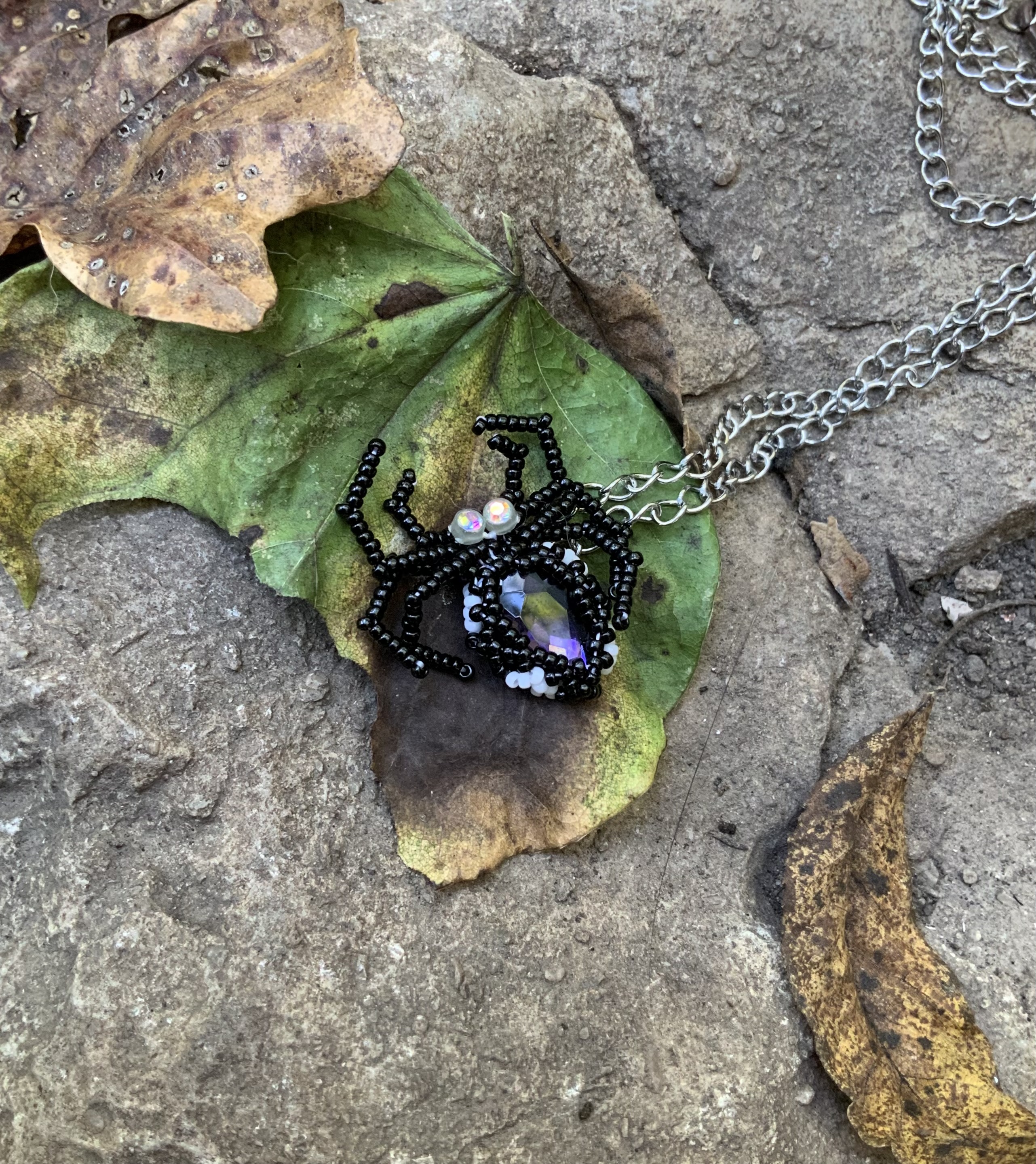 Black and white beaded spider pendant 