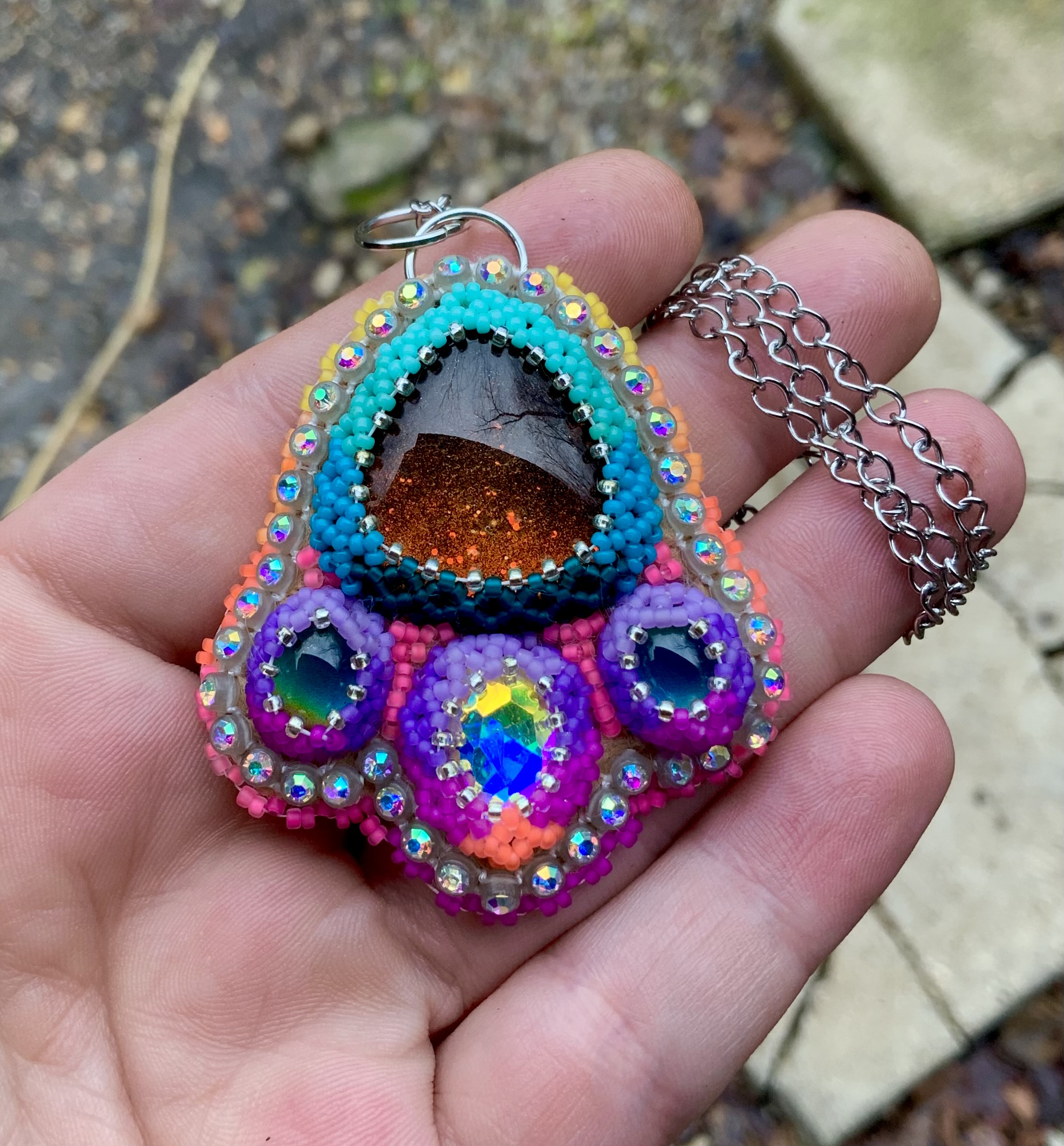 Glacier sparks gourd stitched beaded pendant