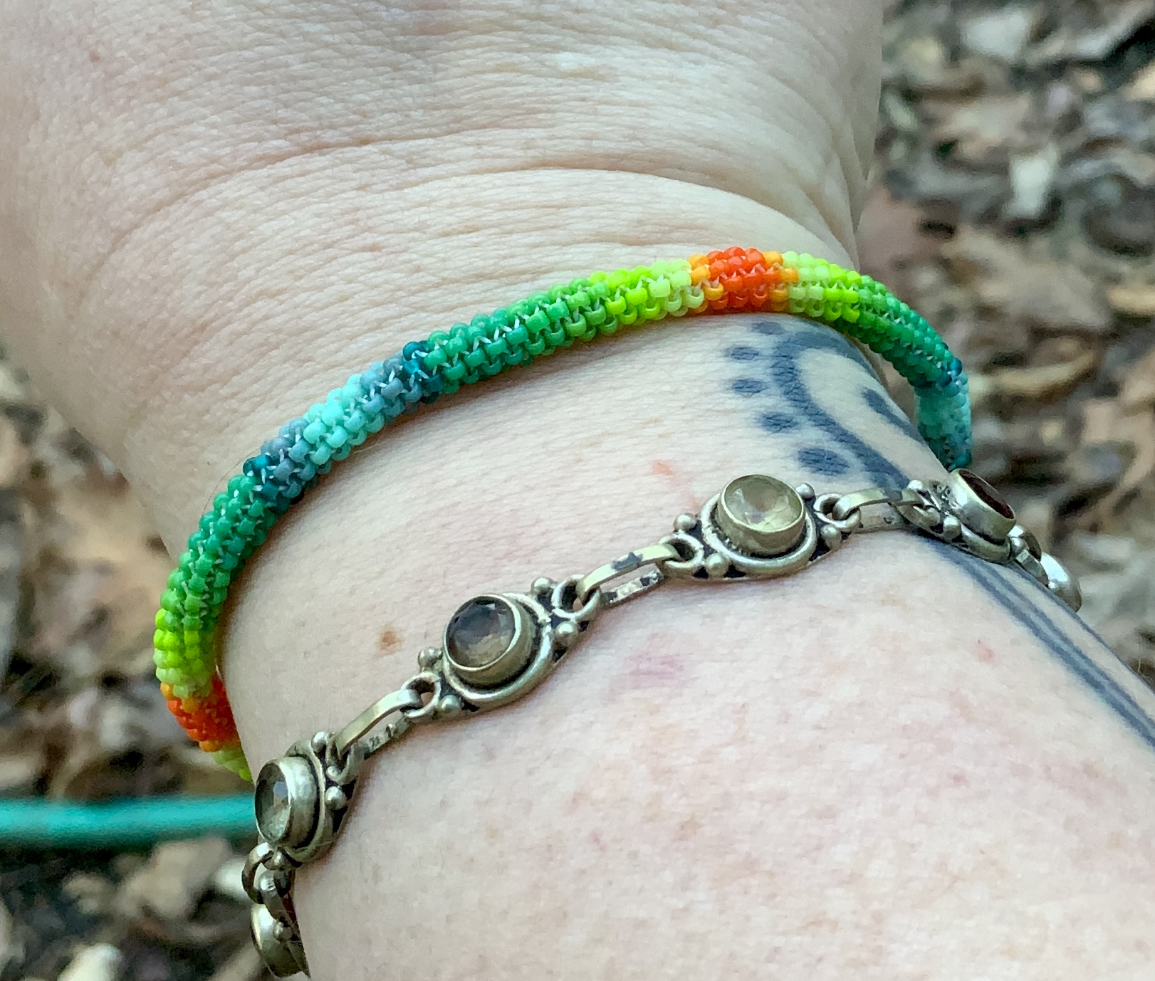 Seaweed and sunshine gourd stitched bracelet 