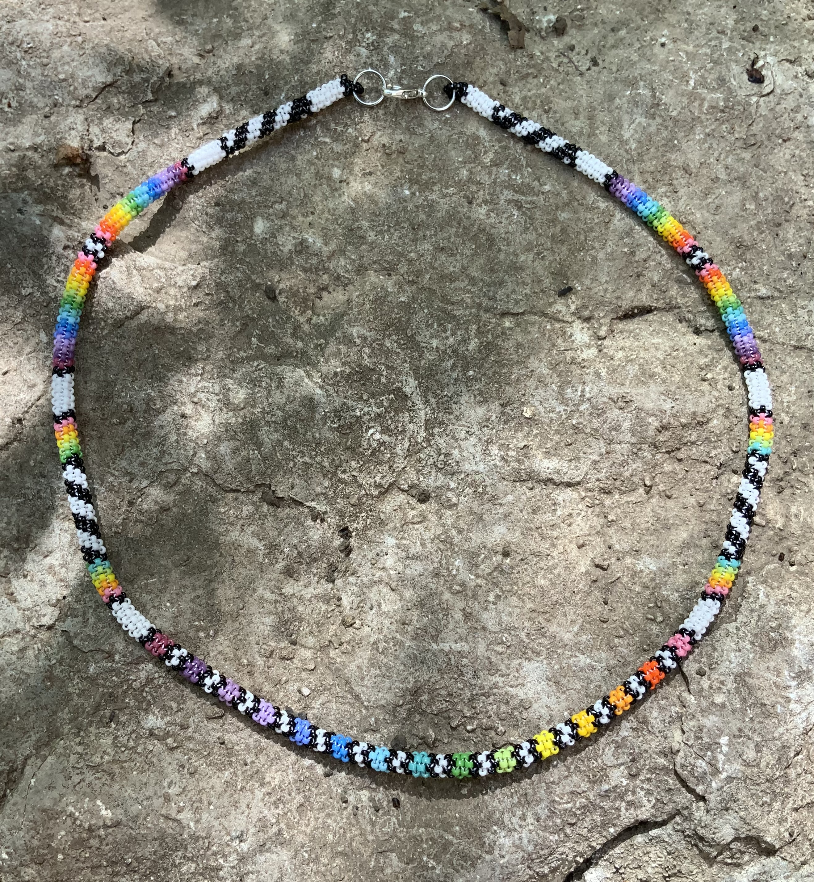 Rainbow rainbow pastel rainbow gourd stitched necklace 