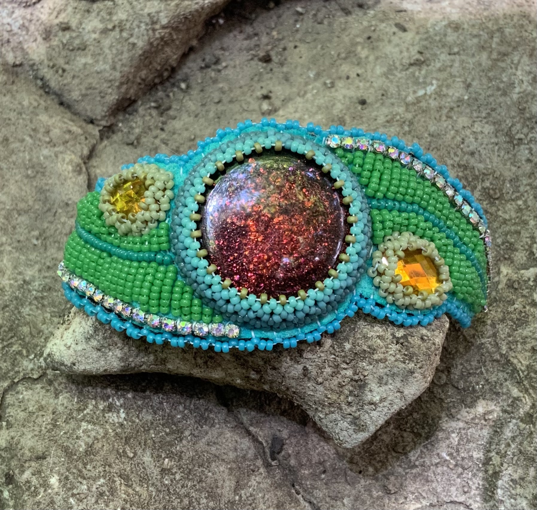 Leafy fire beaded bracelet 