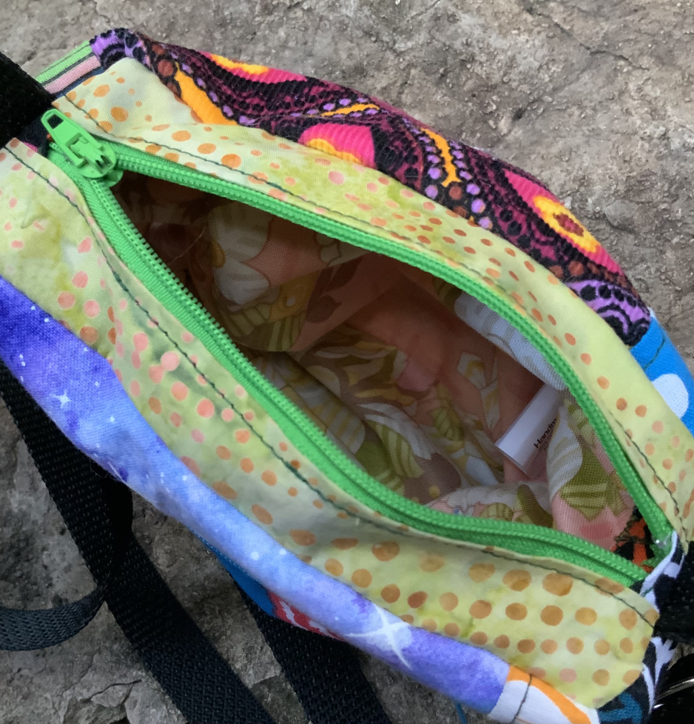 Primary flowers patchwork brick bag