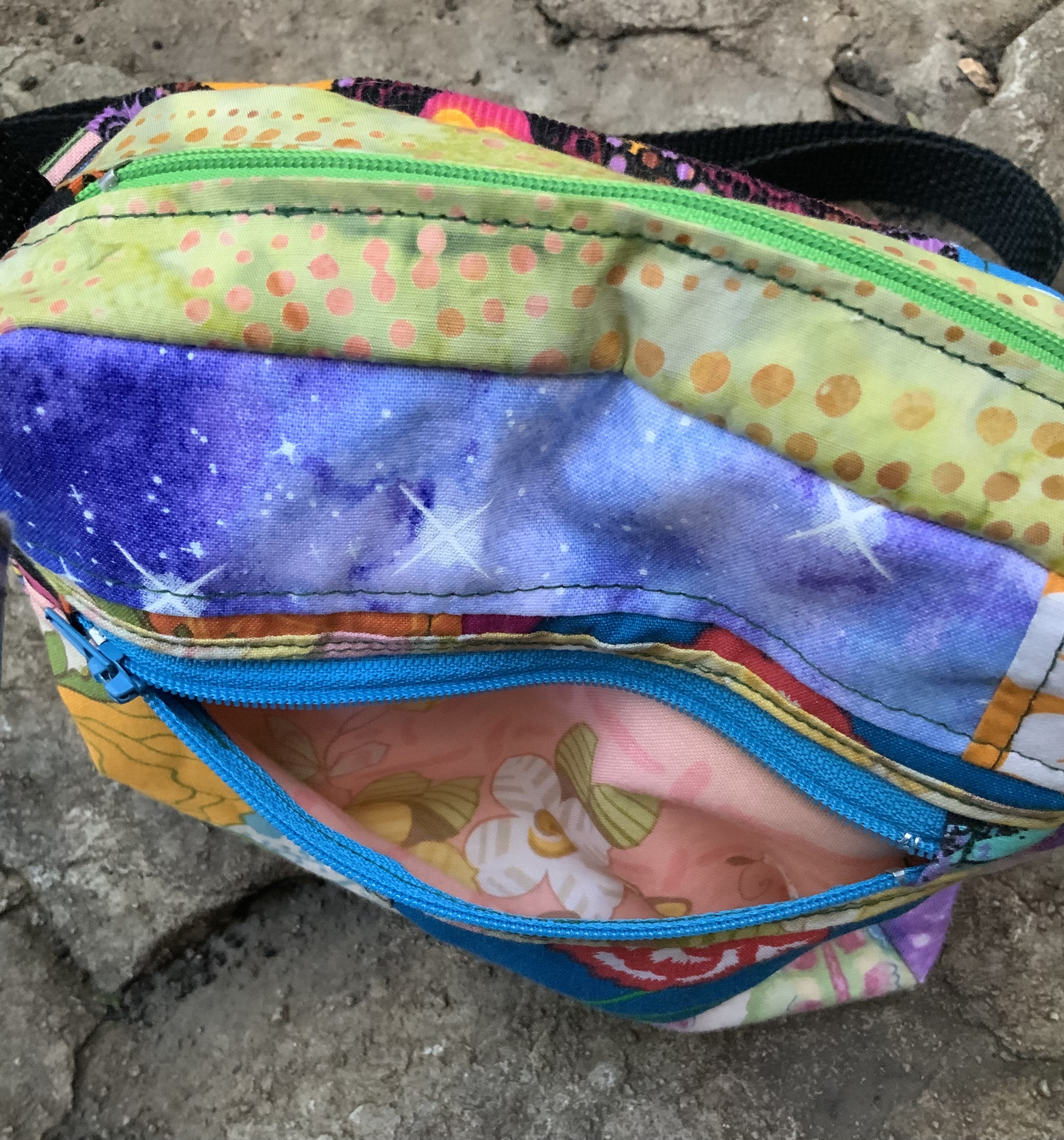 Primary flowers patchwork brick bag