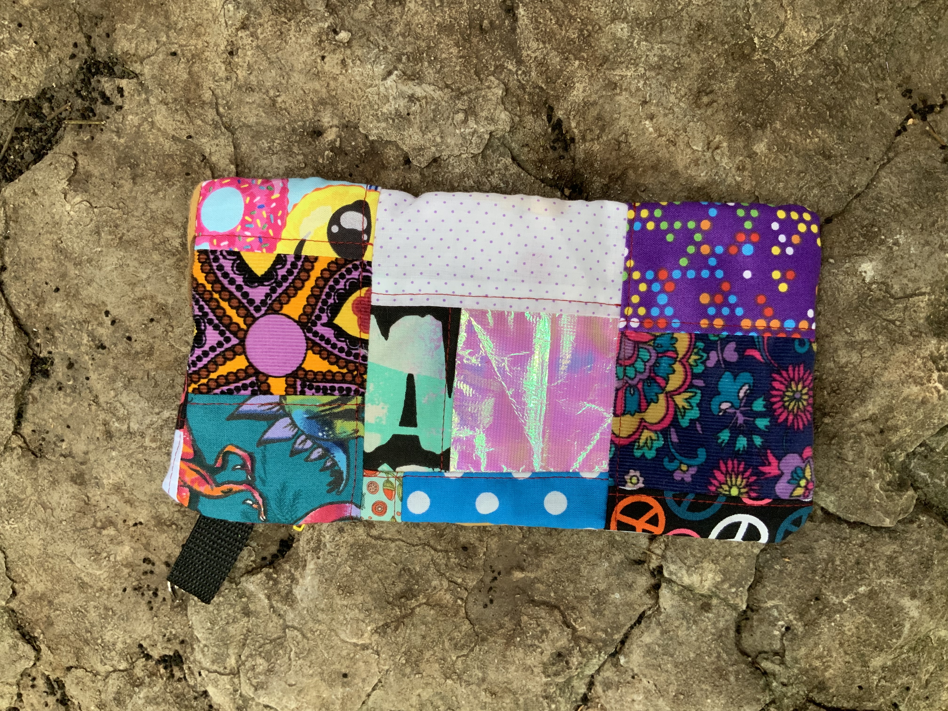 Small patchwork clip bag