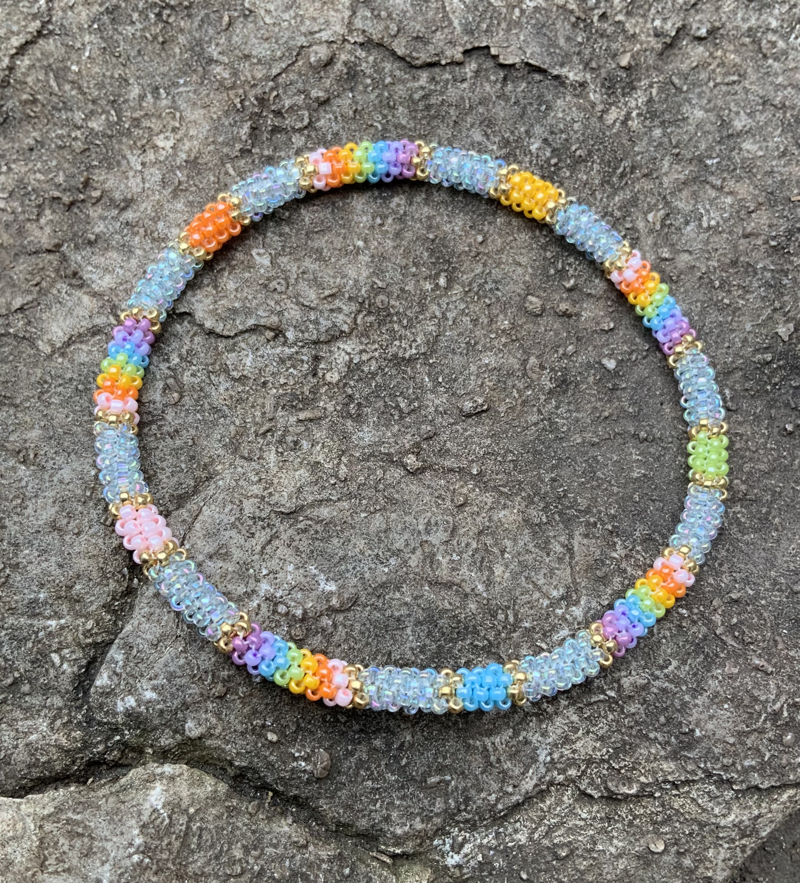Pearly rainbow and soap bubbles beaded bracelet 