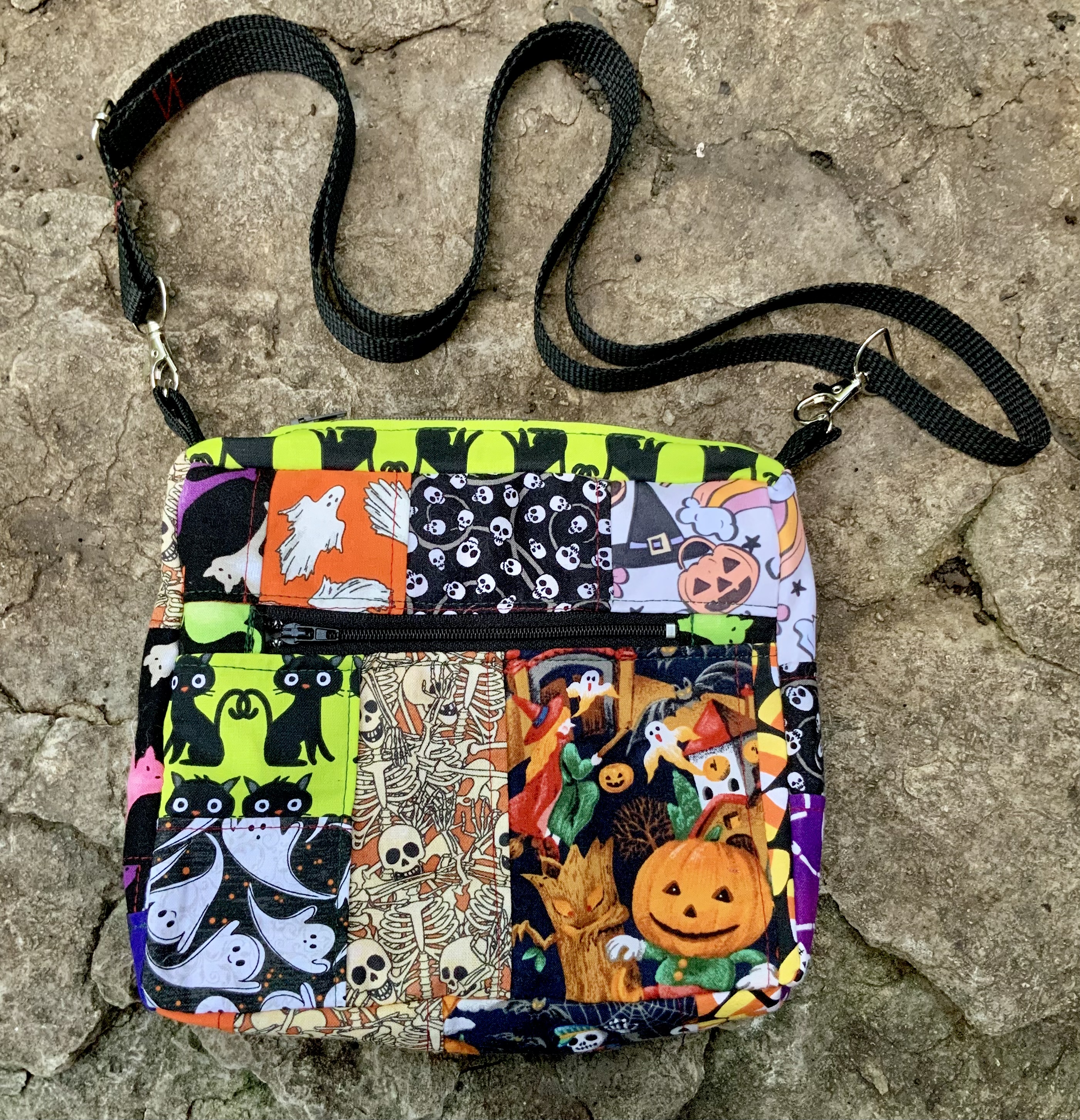 Halloween patchwork zipper bag 