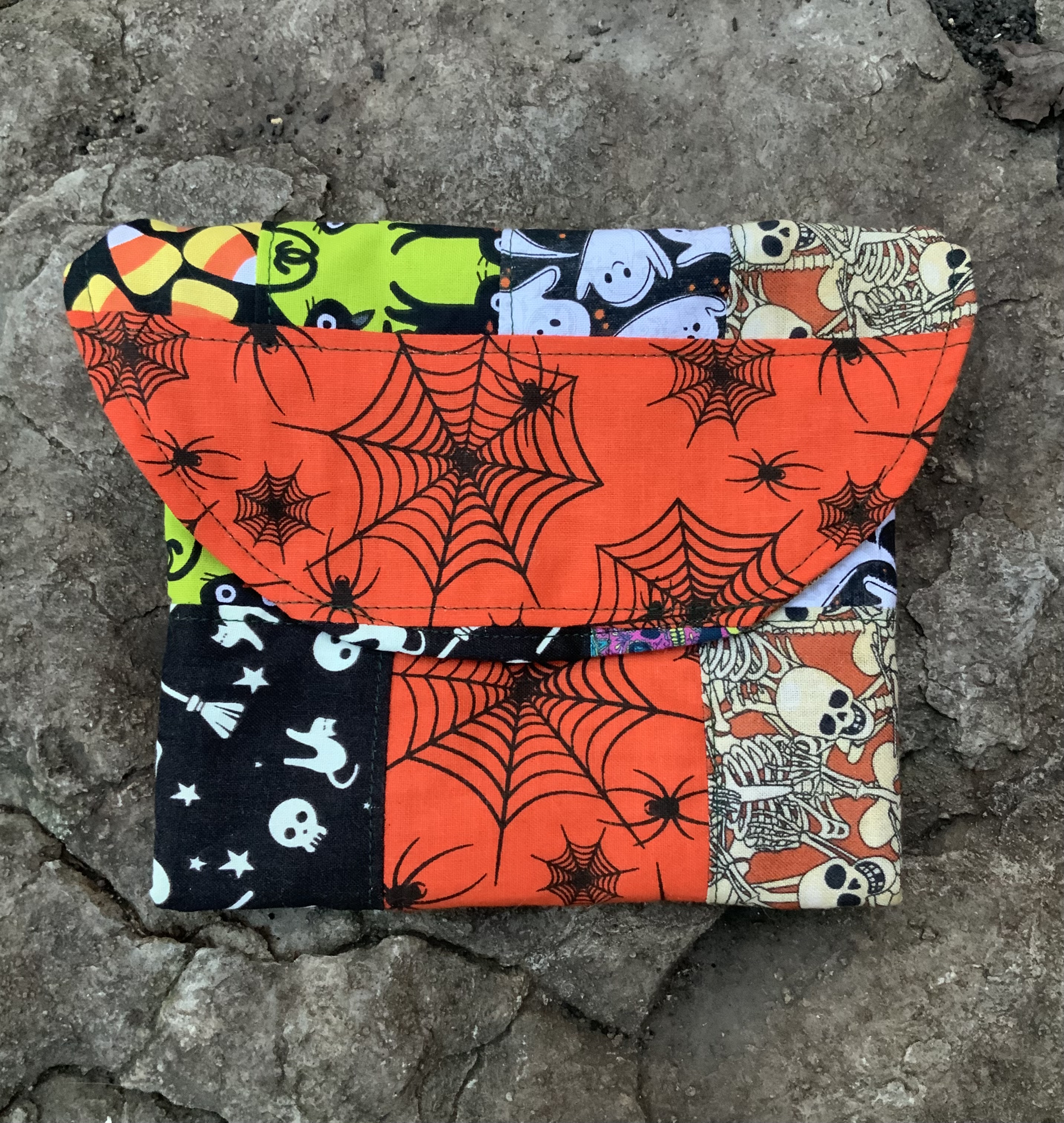 Patchwork Halloween clutch bag 2 