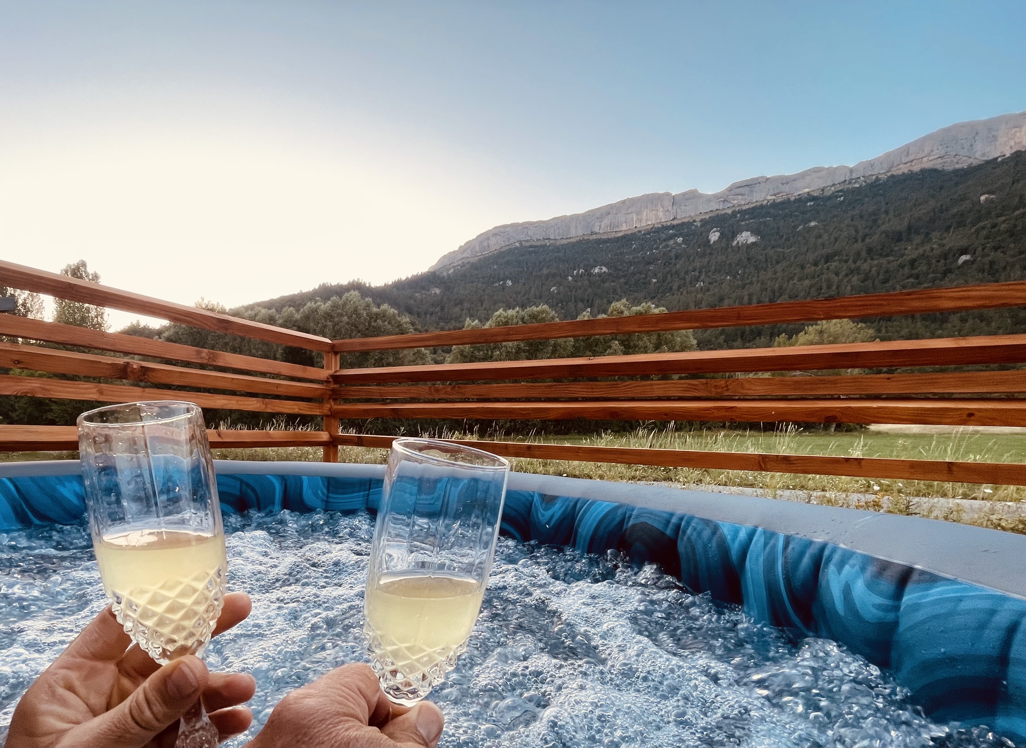 Lodge "spécial Jacuzzi"