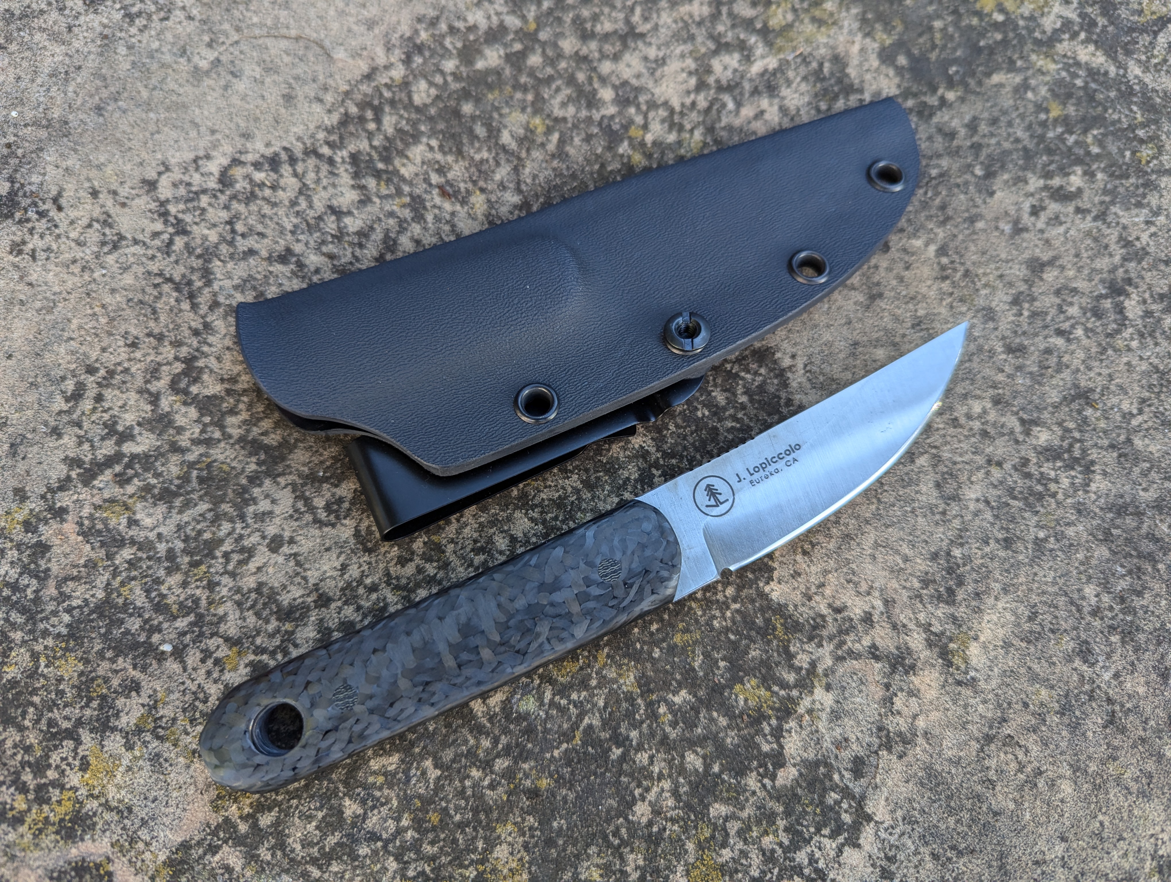 Kaiken with Aerospace-Grade Carbon Fiber Handle with Kydex Sheath